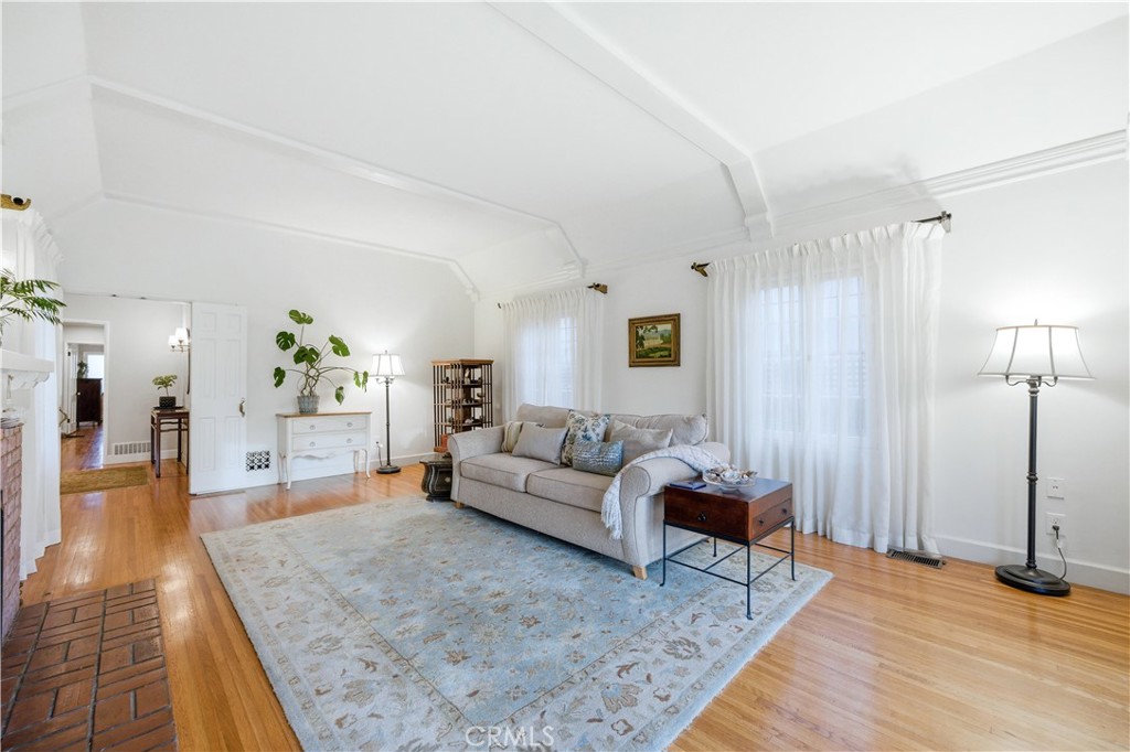 456 Segovia Avenue