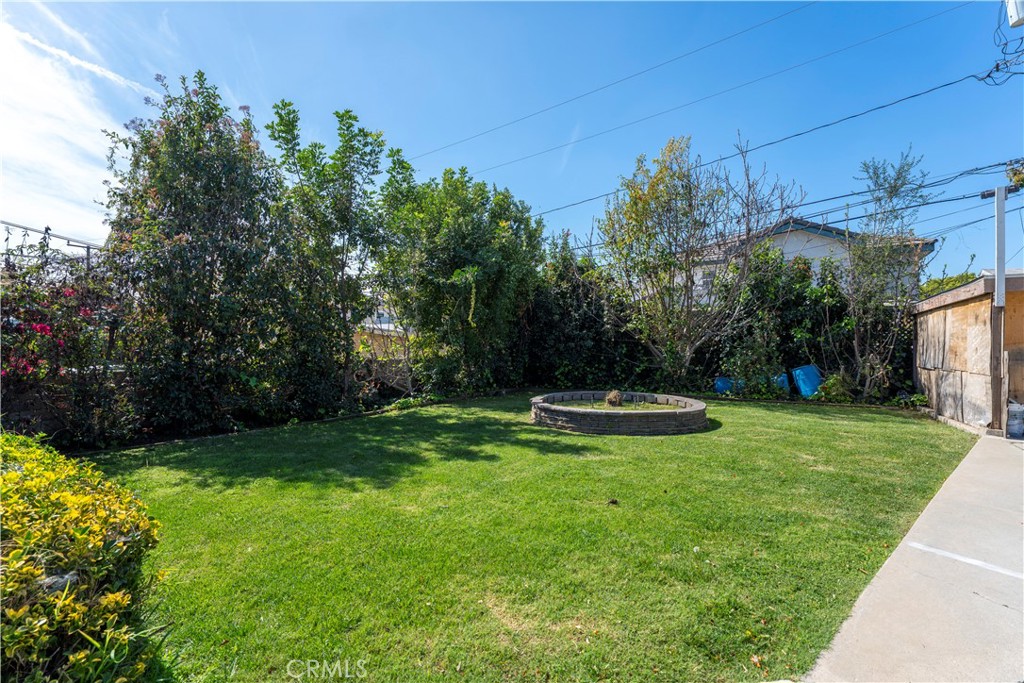 513 N Palm