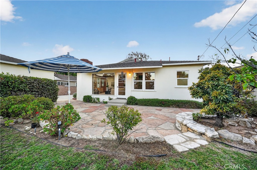 2404 Stranahan