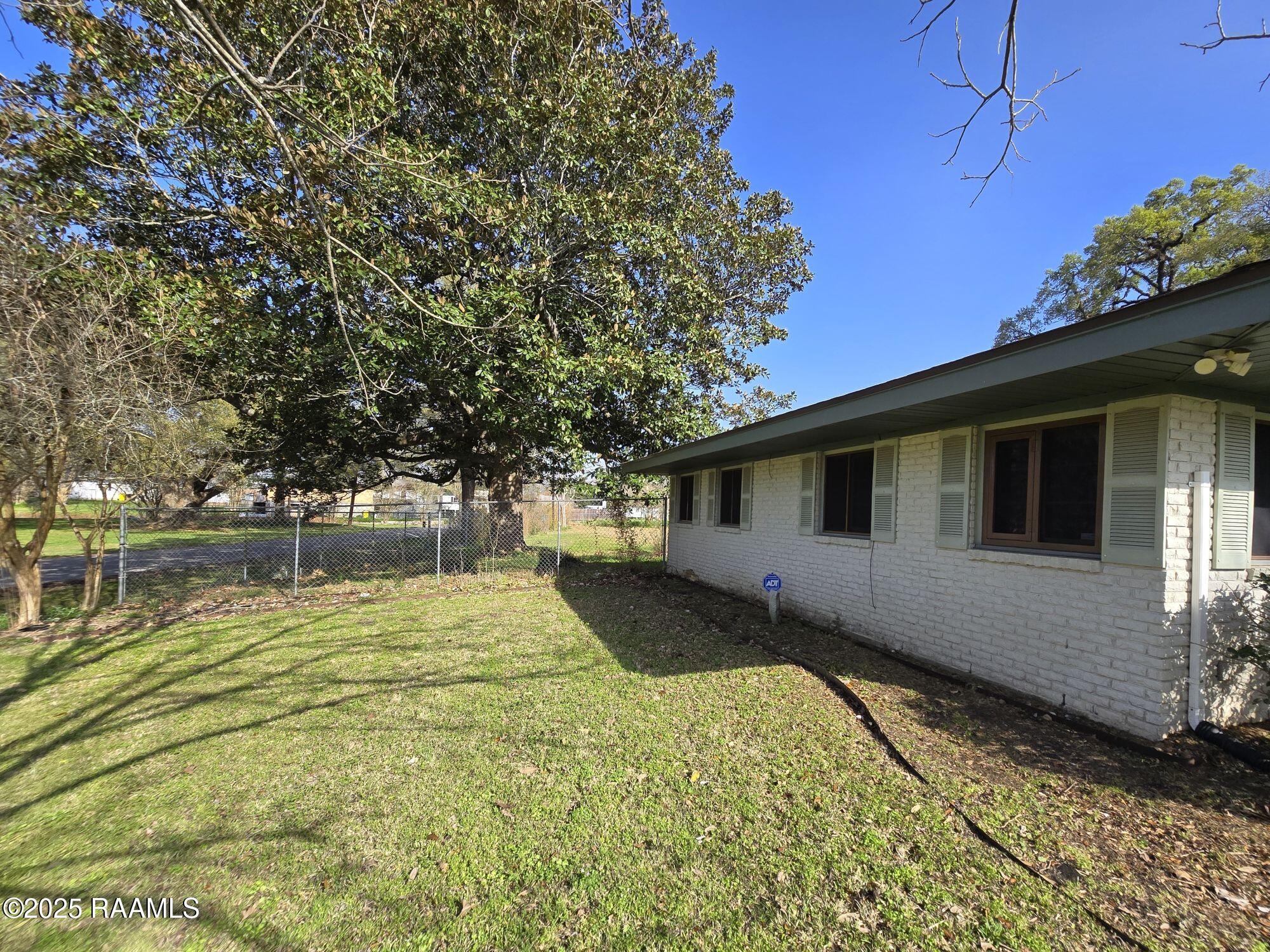 4714 N University Avenue