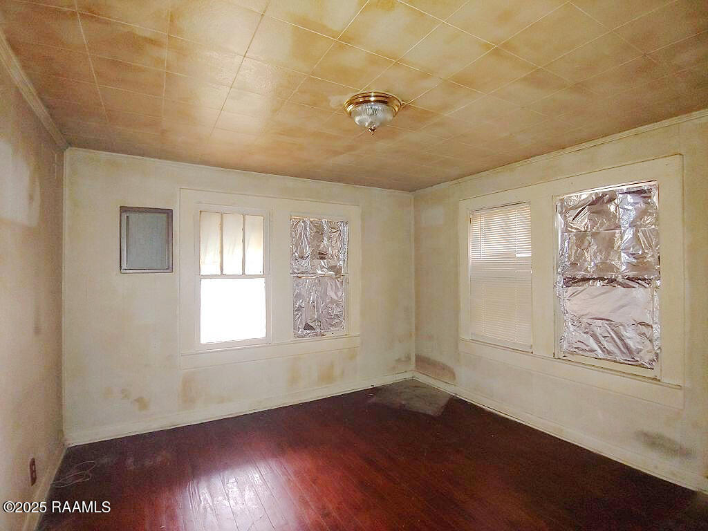 308 N Trahan Avenue