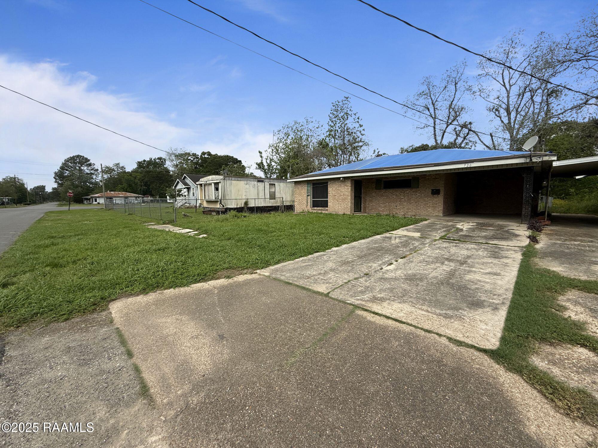720 W Third Street