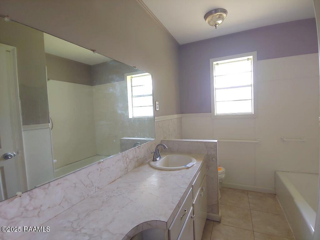 121 Ulysse Road