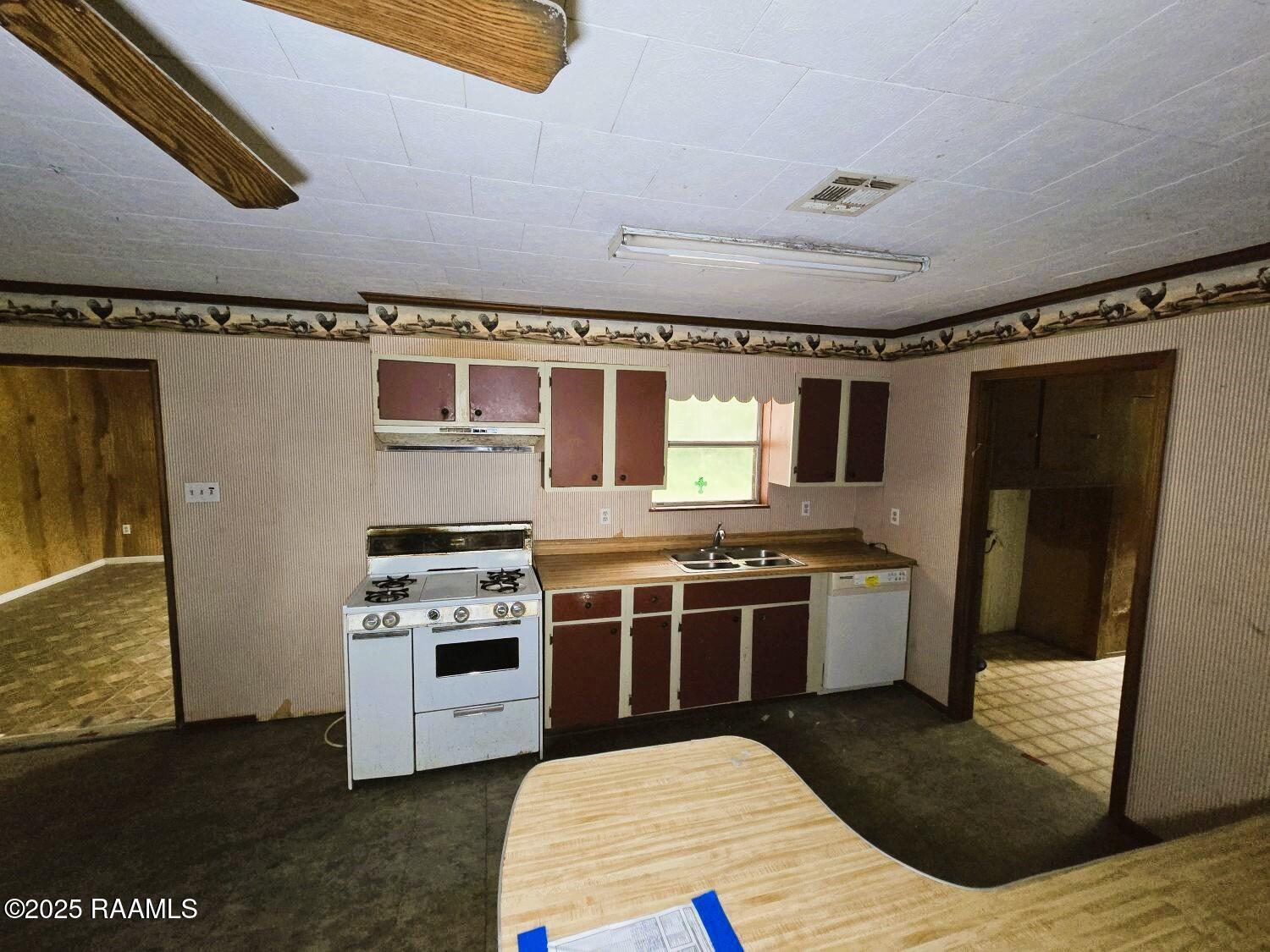 1716 Woodstone Road