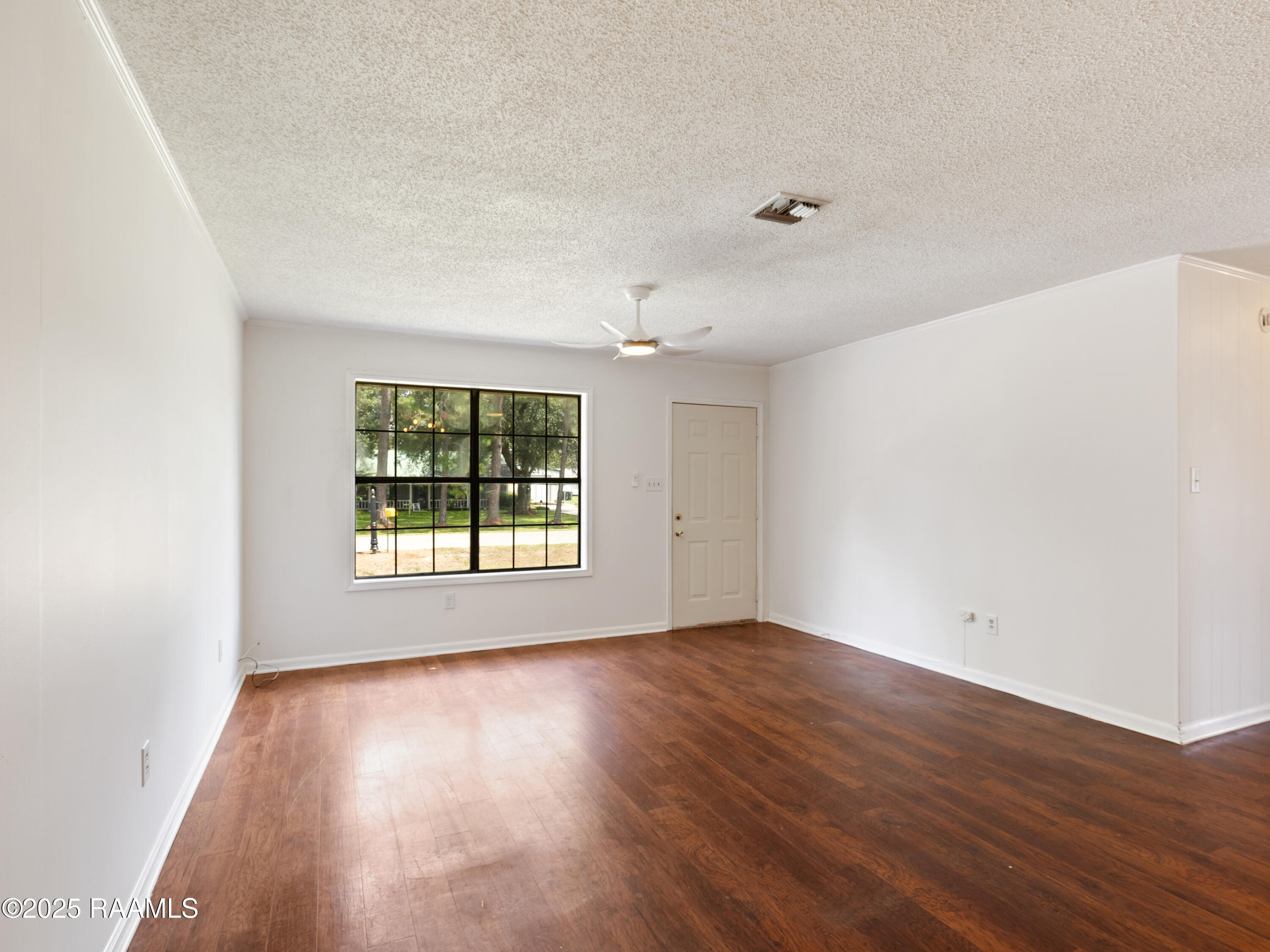 206 L Dubois Road