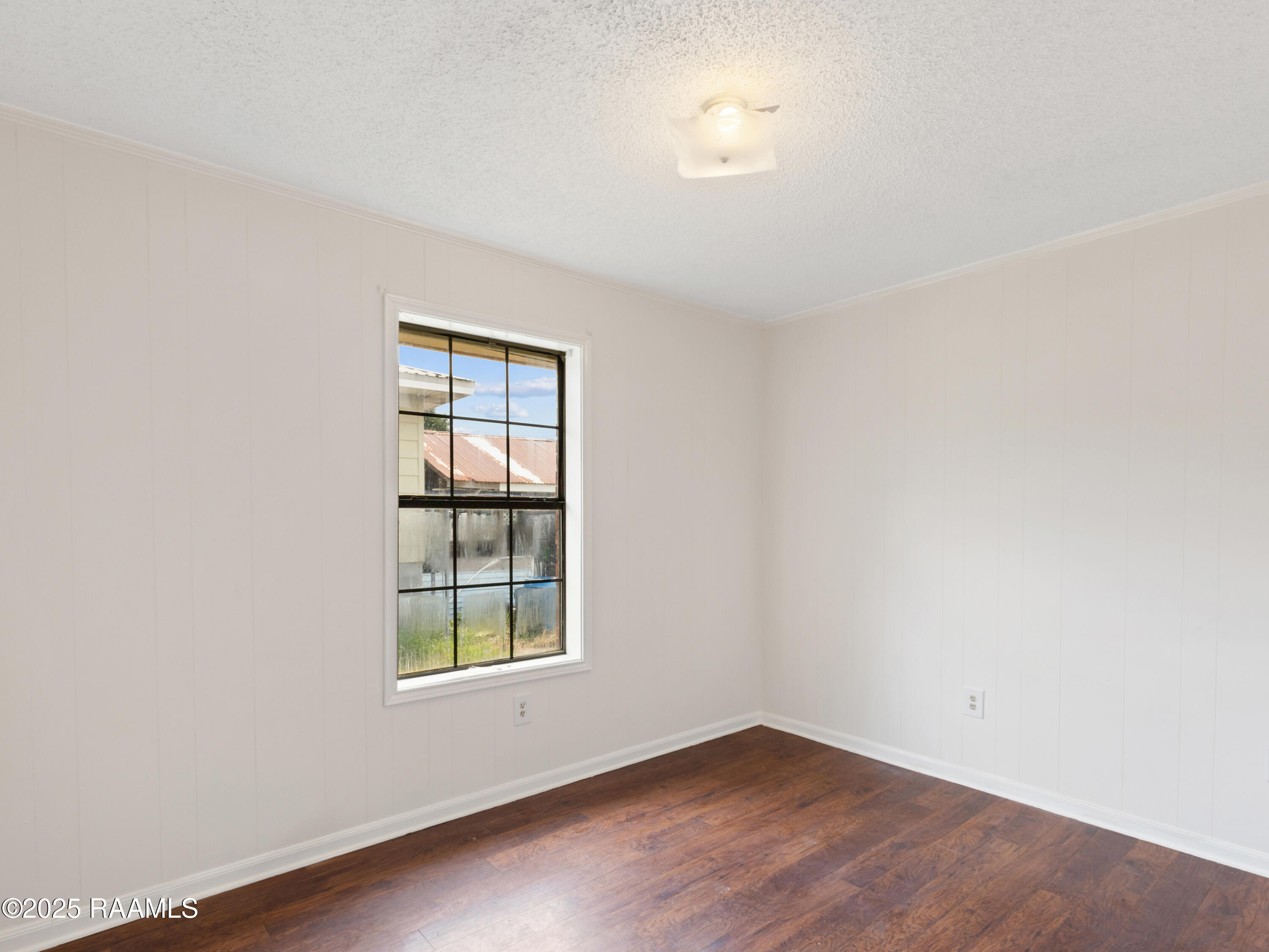 206 L Dubois Road