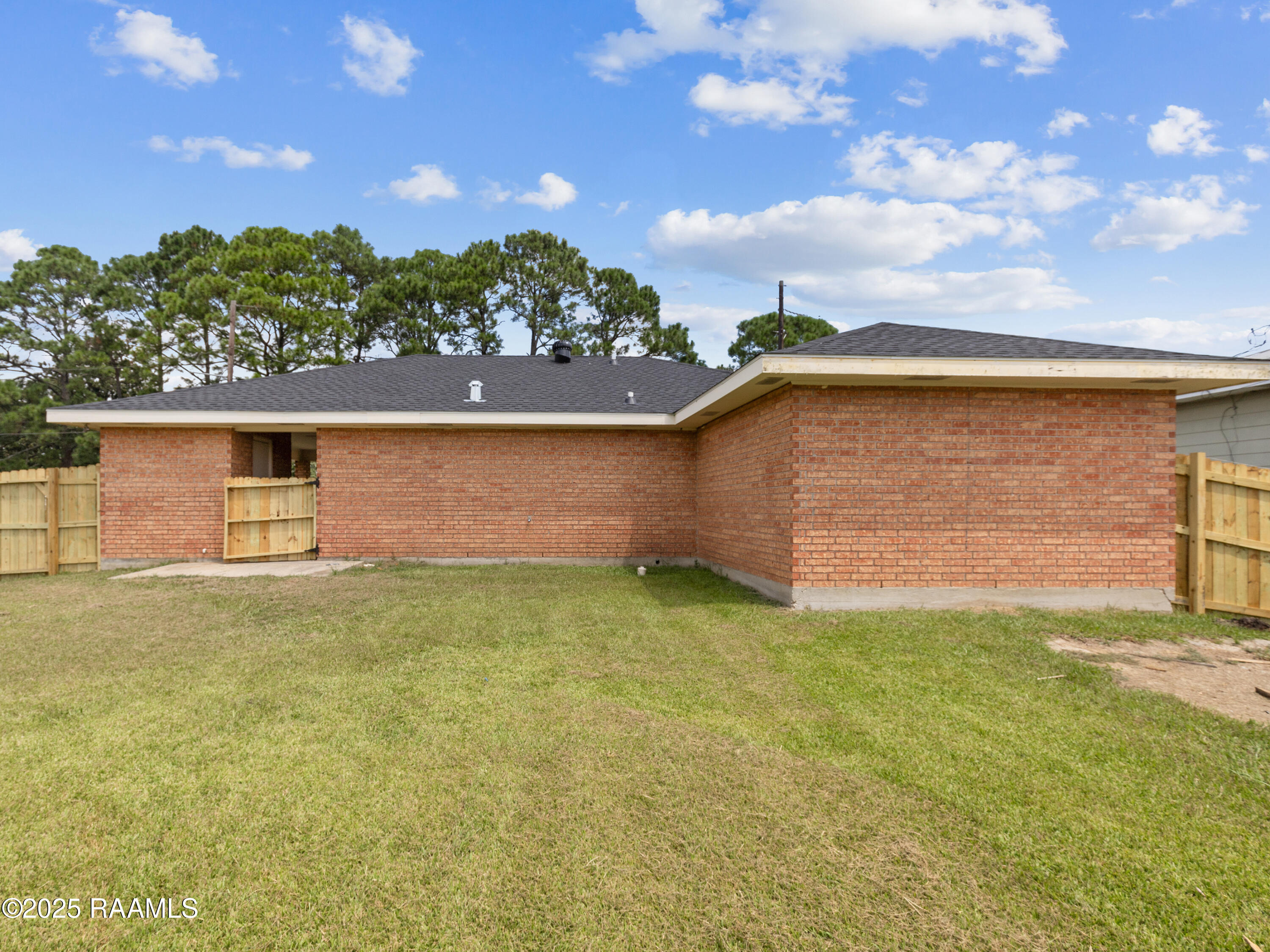 206 L Dubois Road