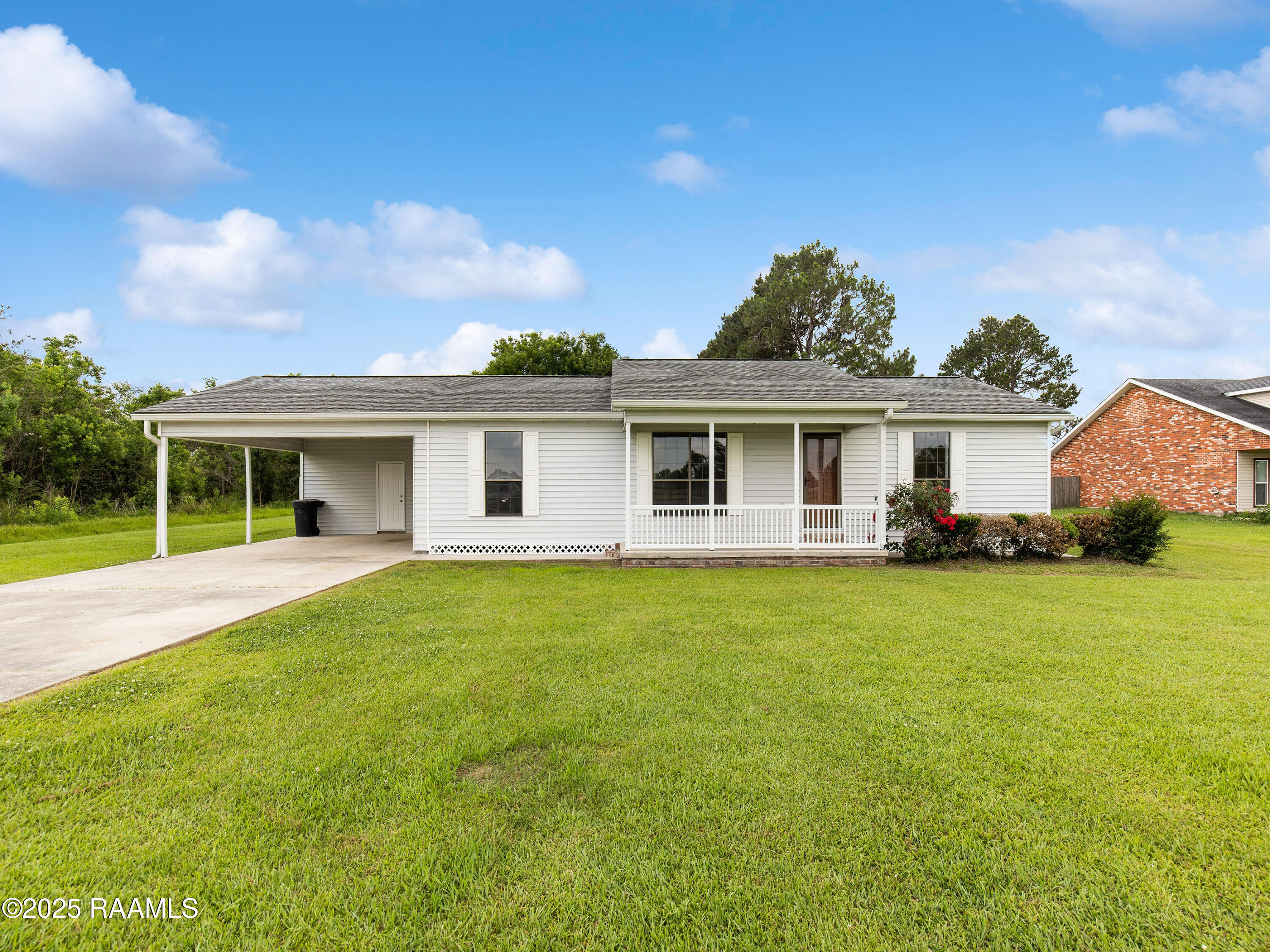 10915 Harris Lane