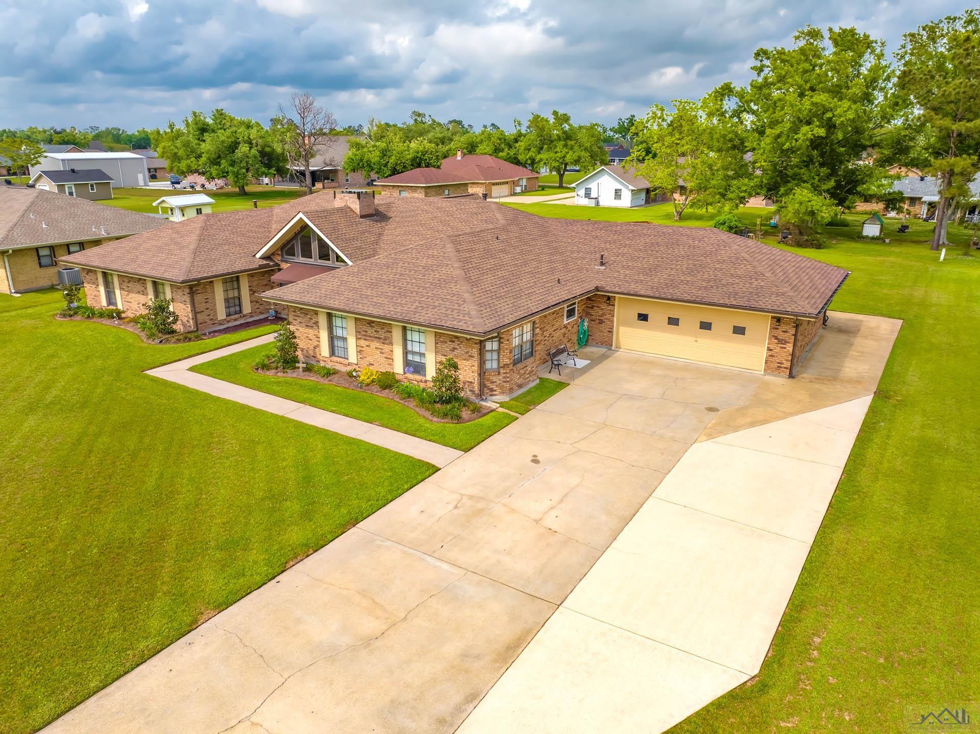 4017 Benton Dr