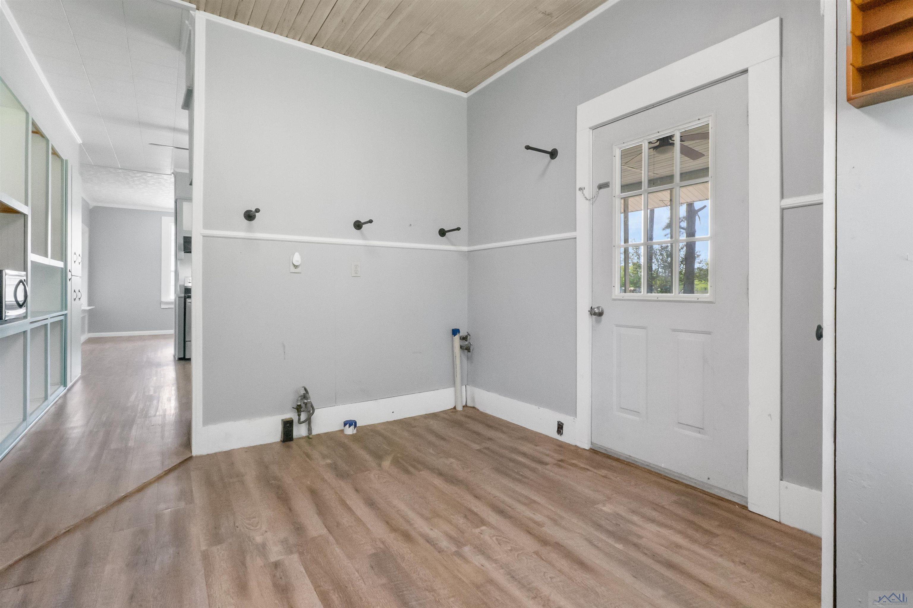 157 Old Mill Rd