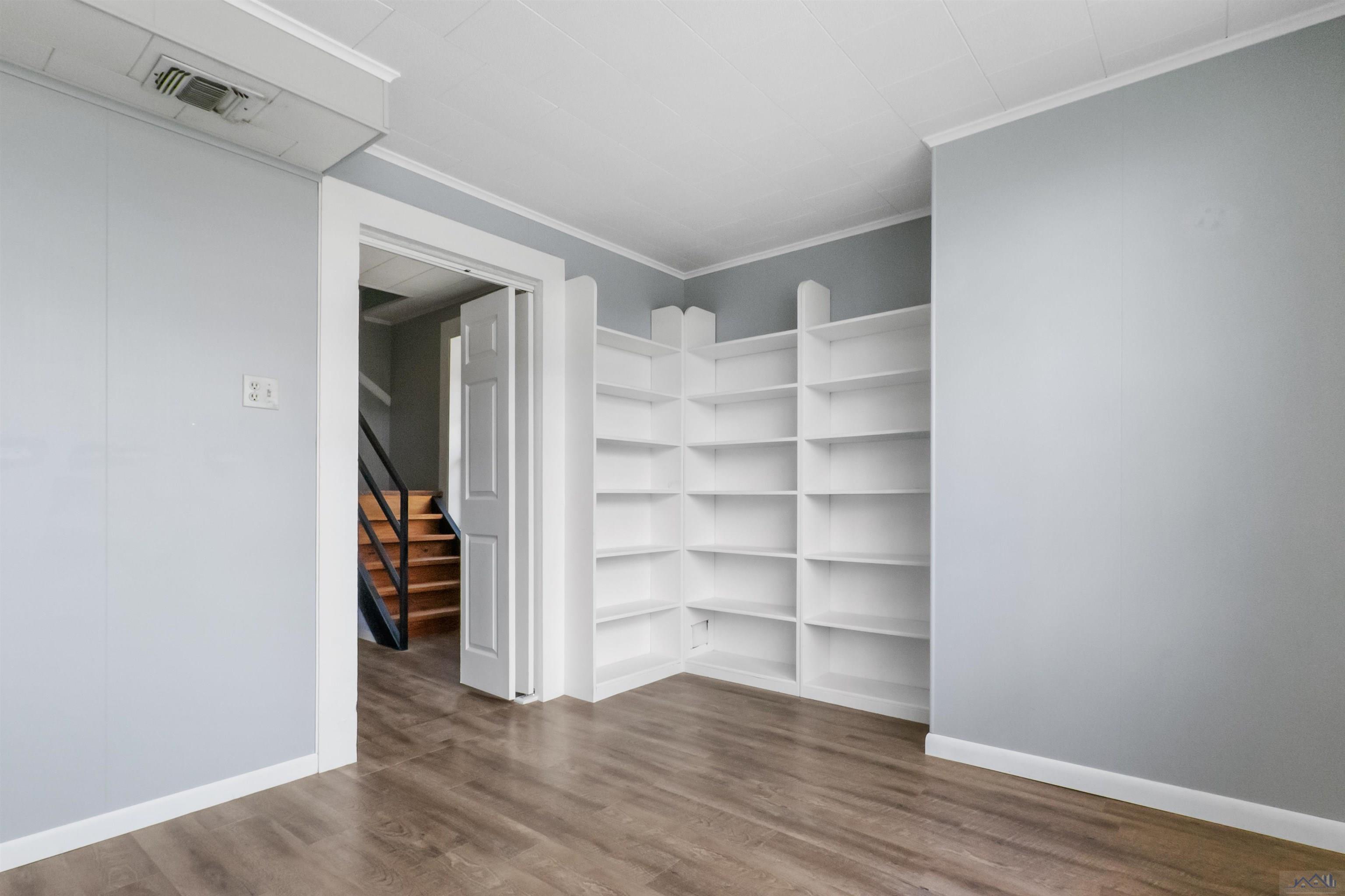 157 Old Mill Rd