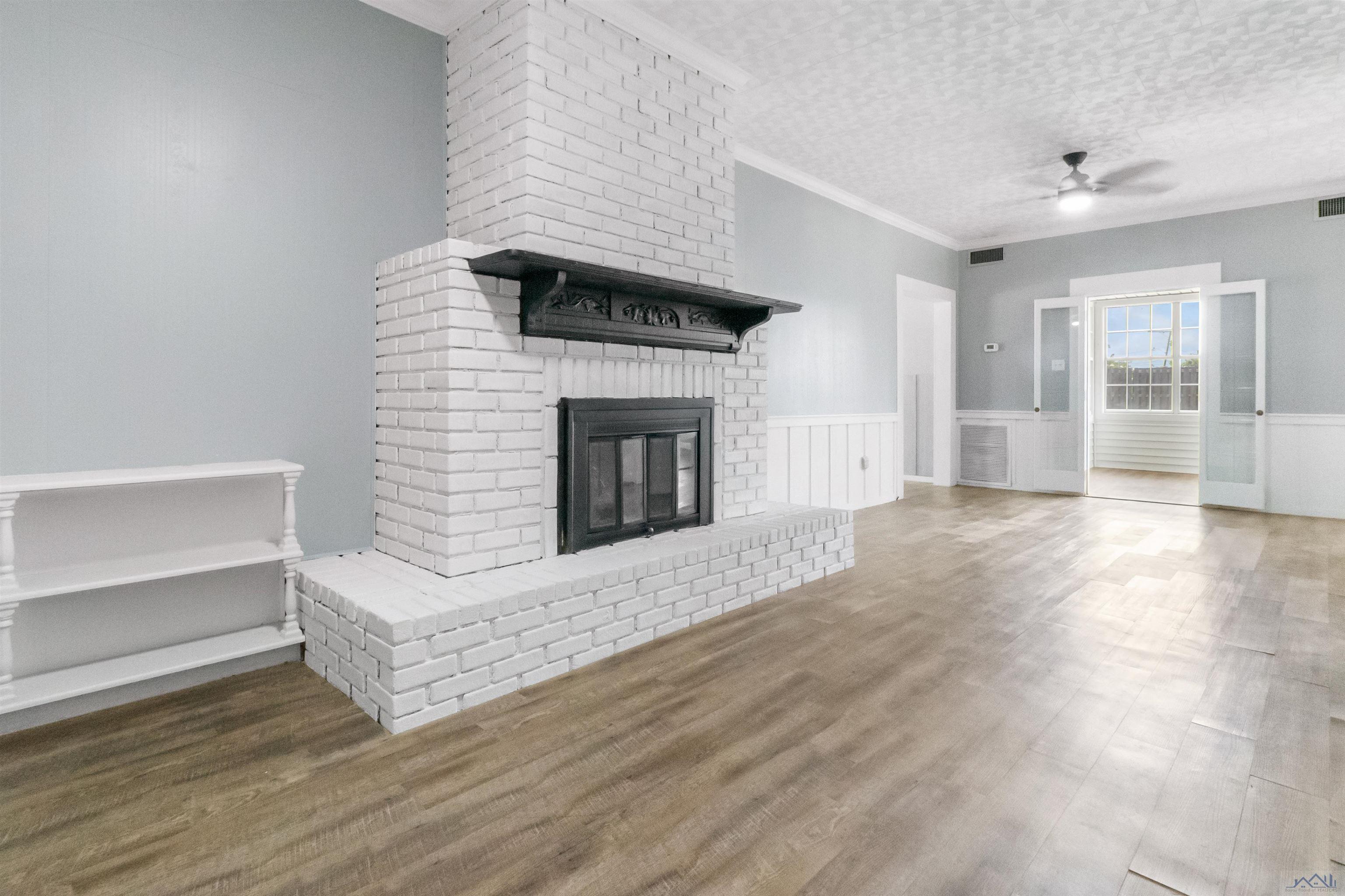 157 Old Mill Rd
