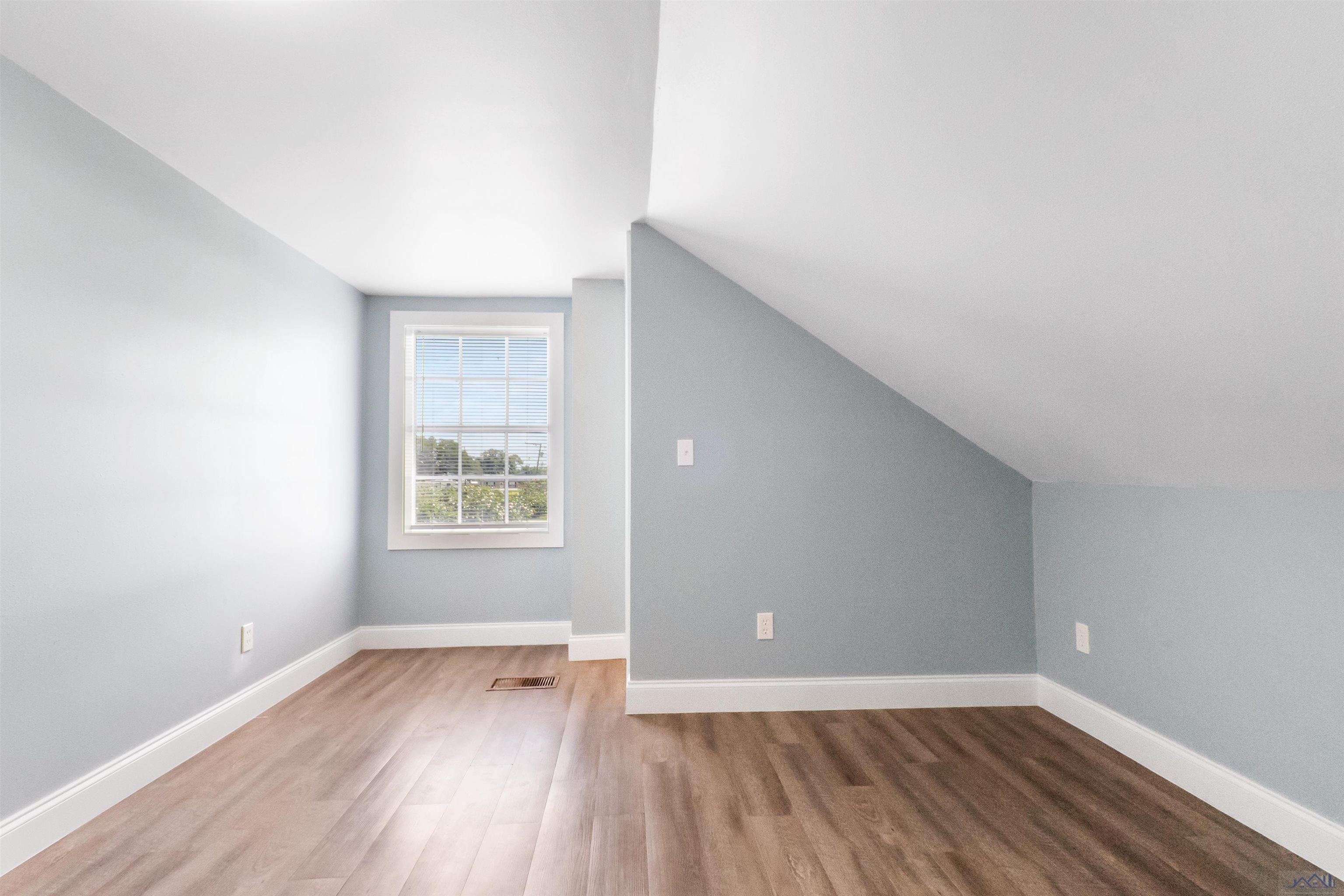 157 Old Mill Rd