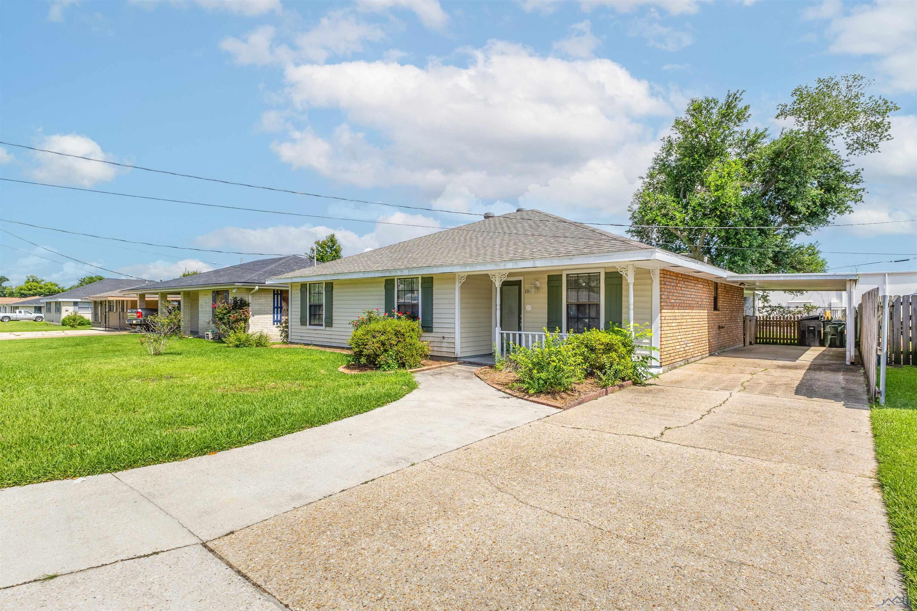 106 Highland Dr