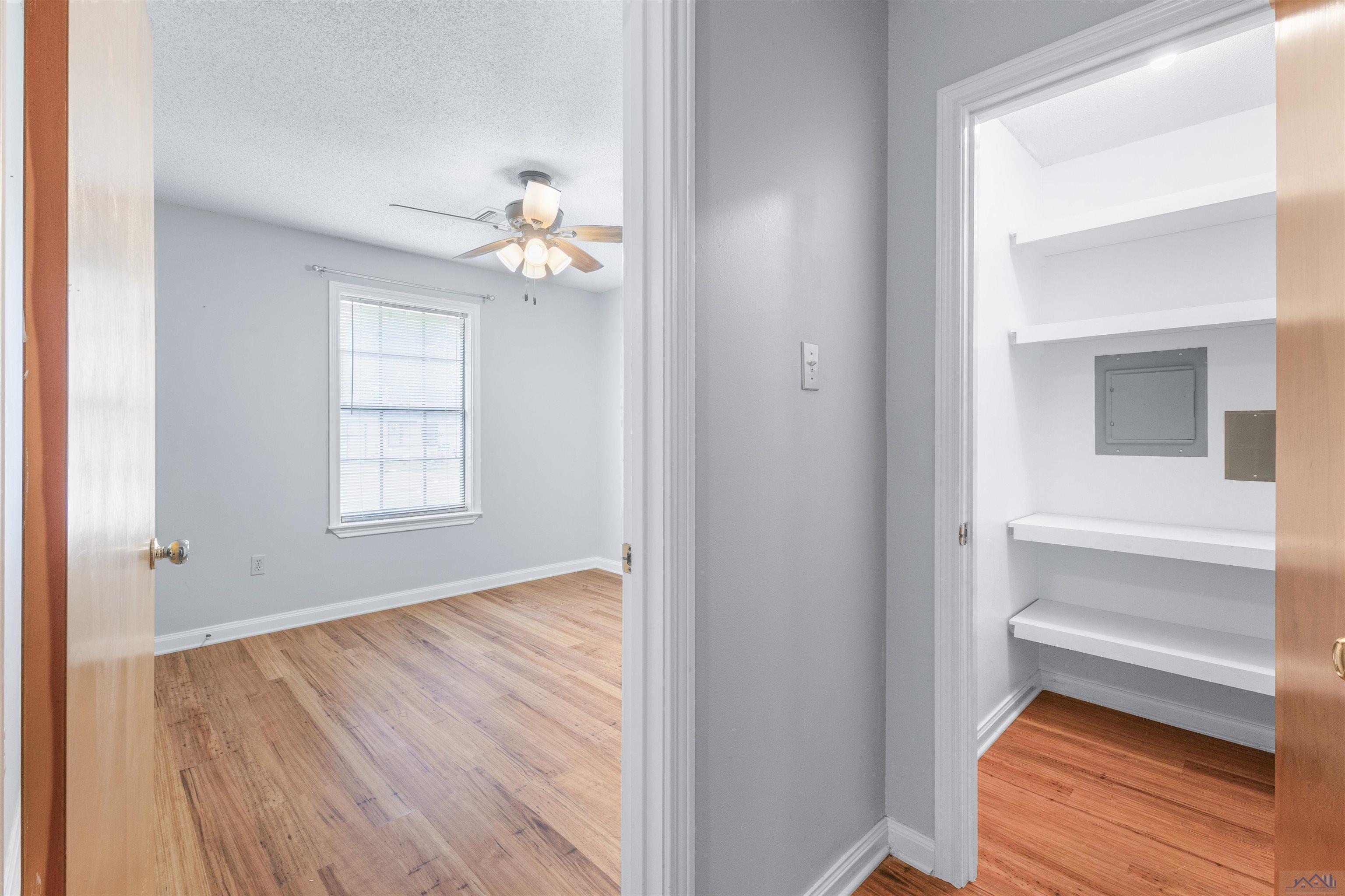 106 Highland Dr