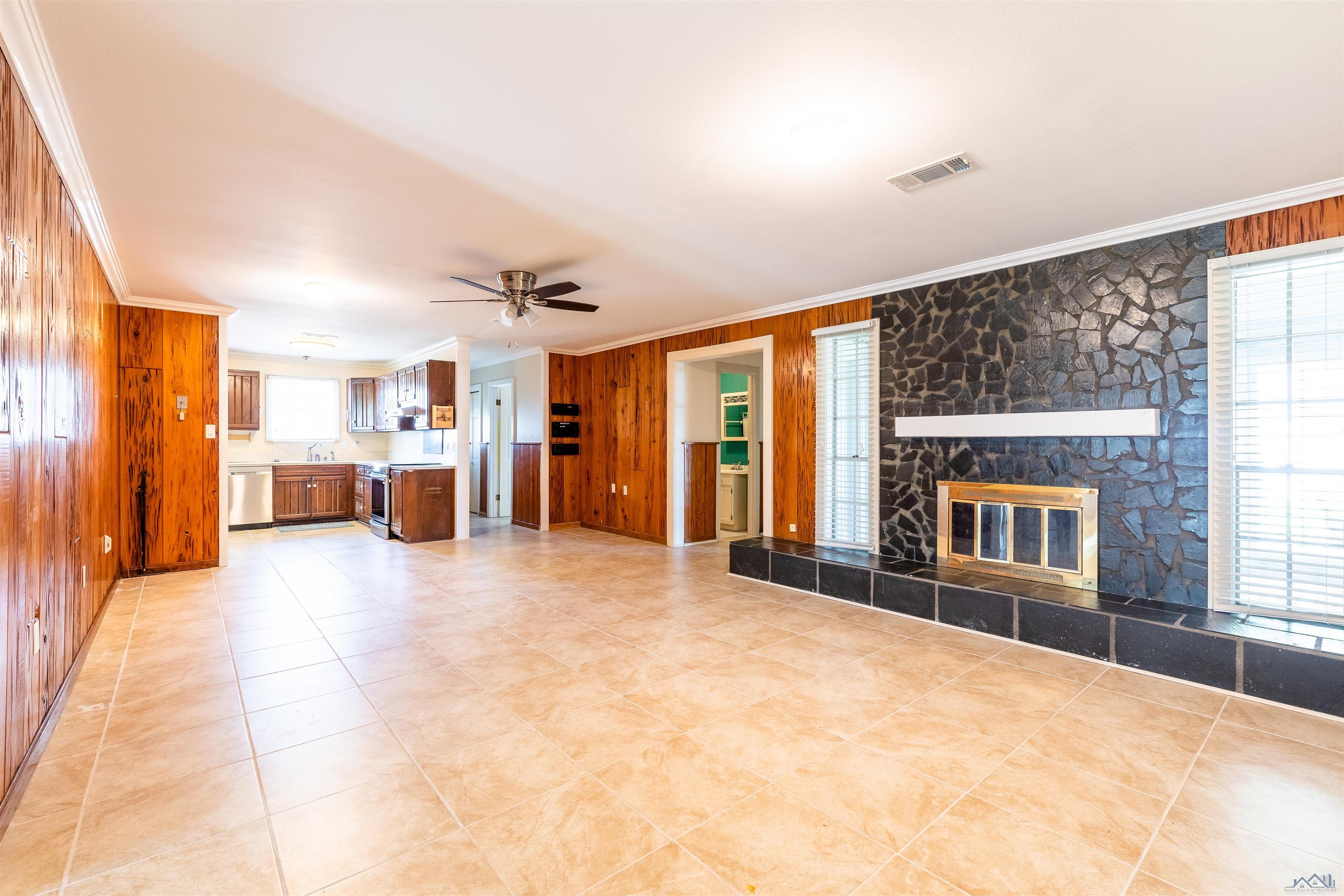 628 Gaynell Drive