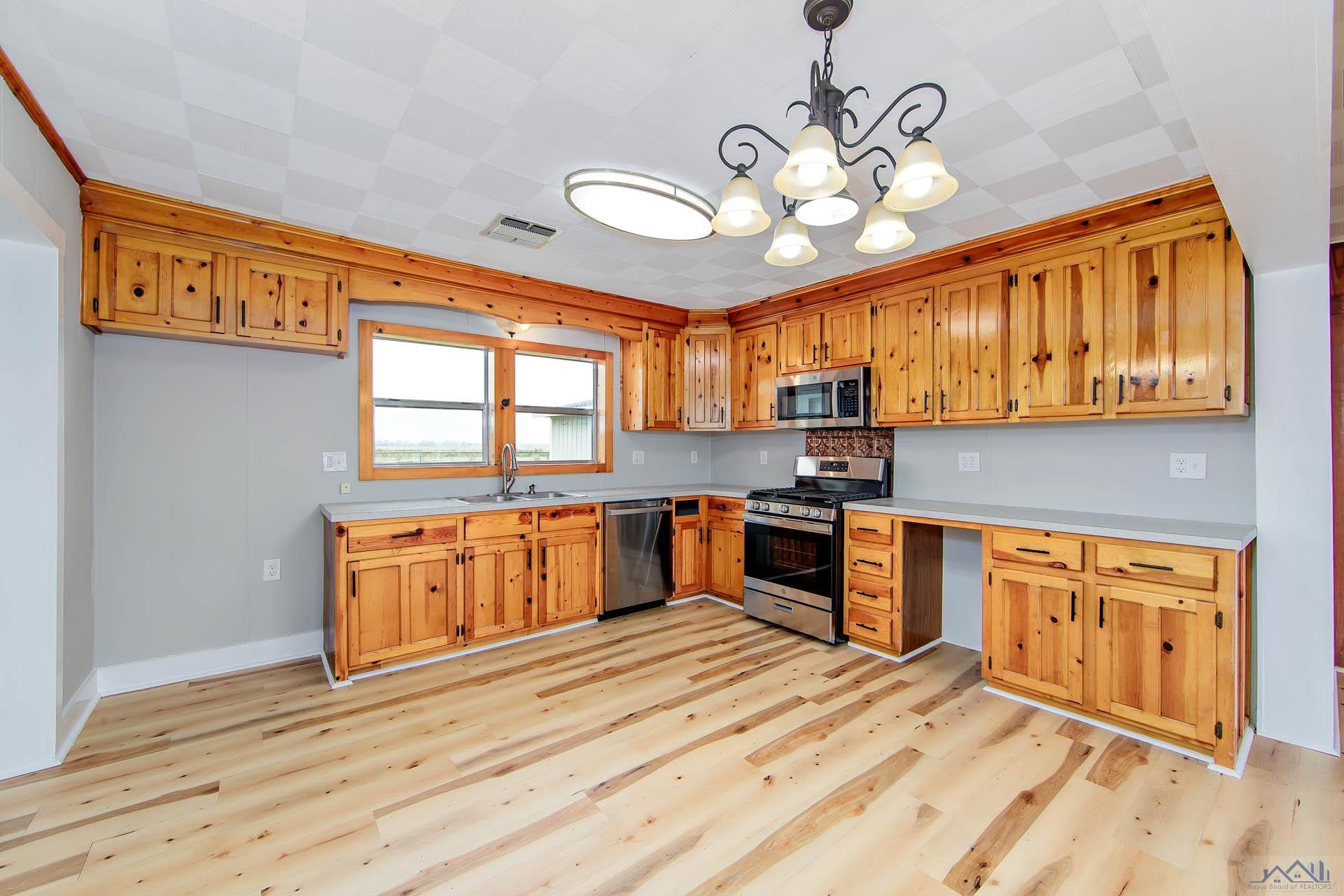 125 Bayou Vista Drive