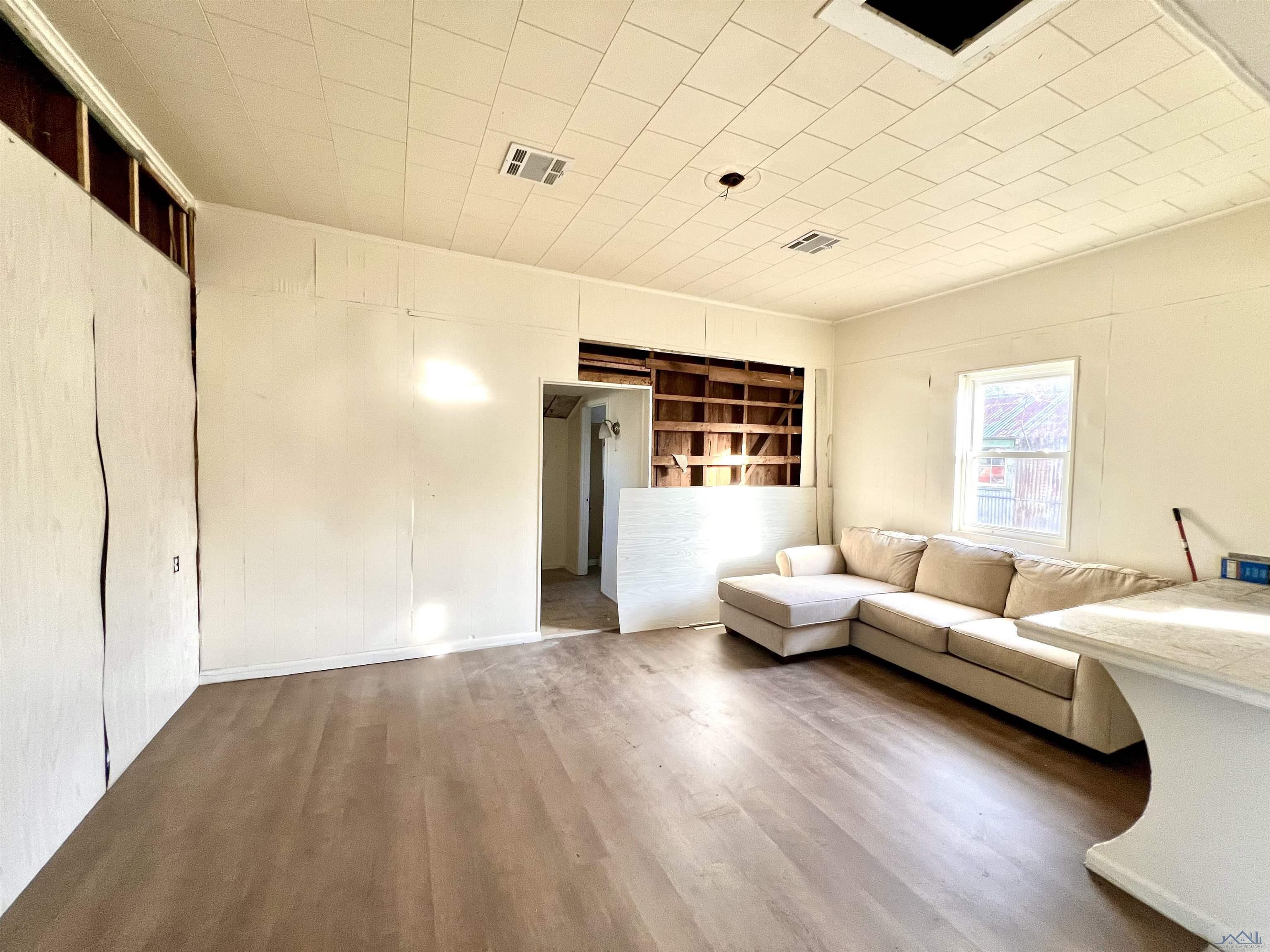 144 Palm Ave