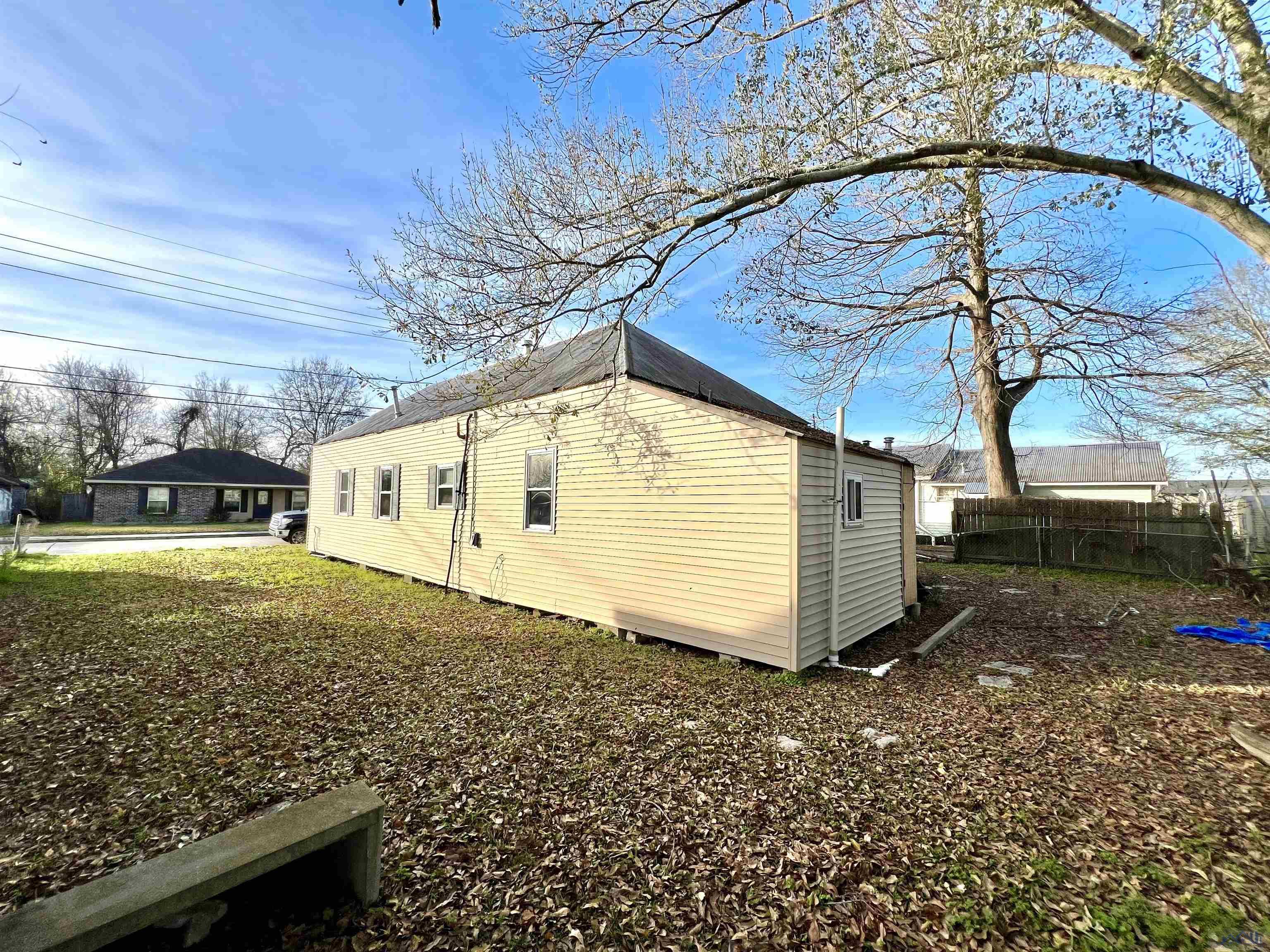 144 Palm Ave