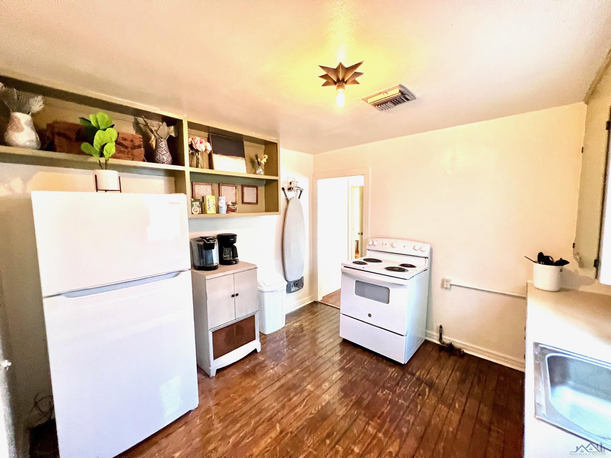 211 & 213 St Paul St