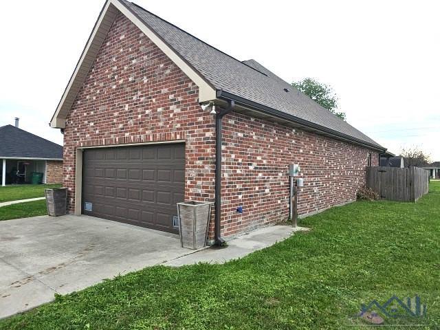 1423 Renee Dr