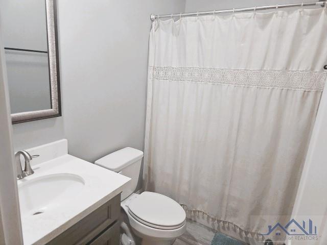 1423 Renee Dr