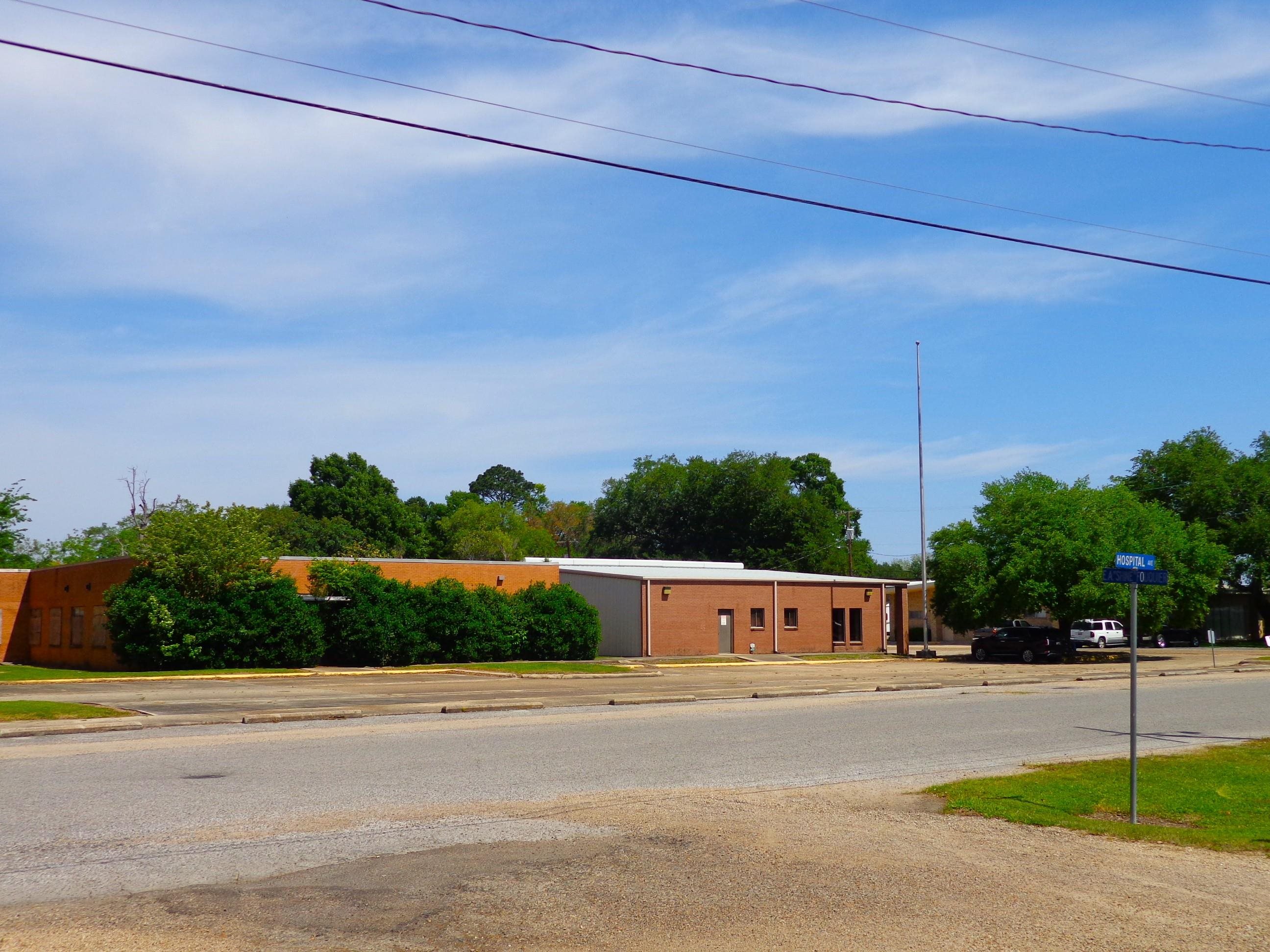 1524 Hospital Ave