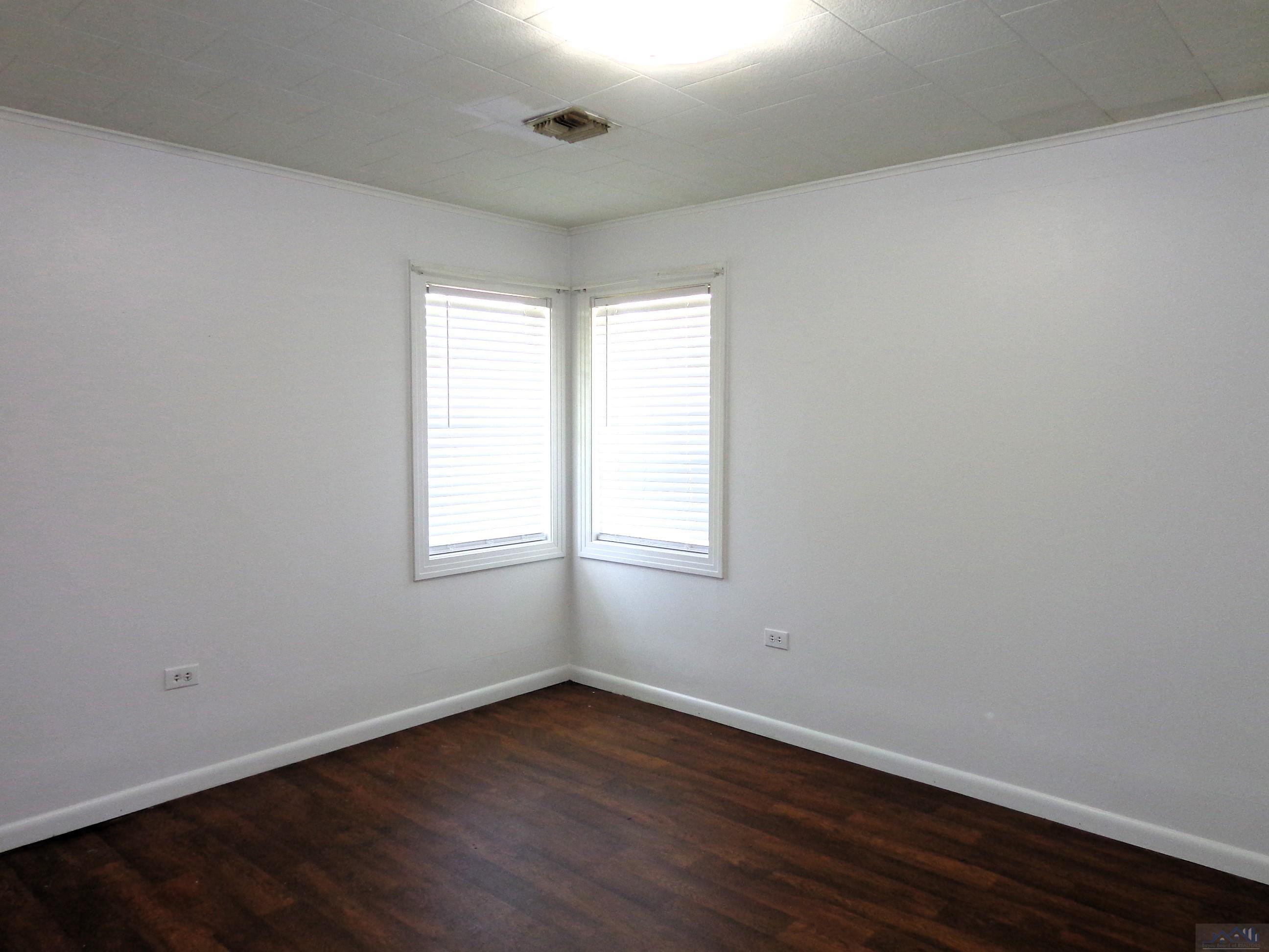 111 Bellaire Drive
