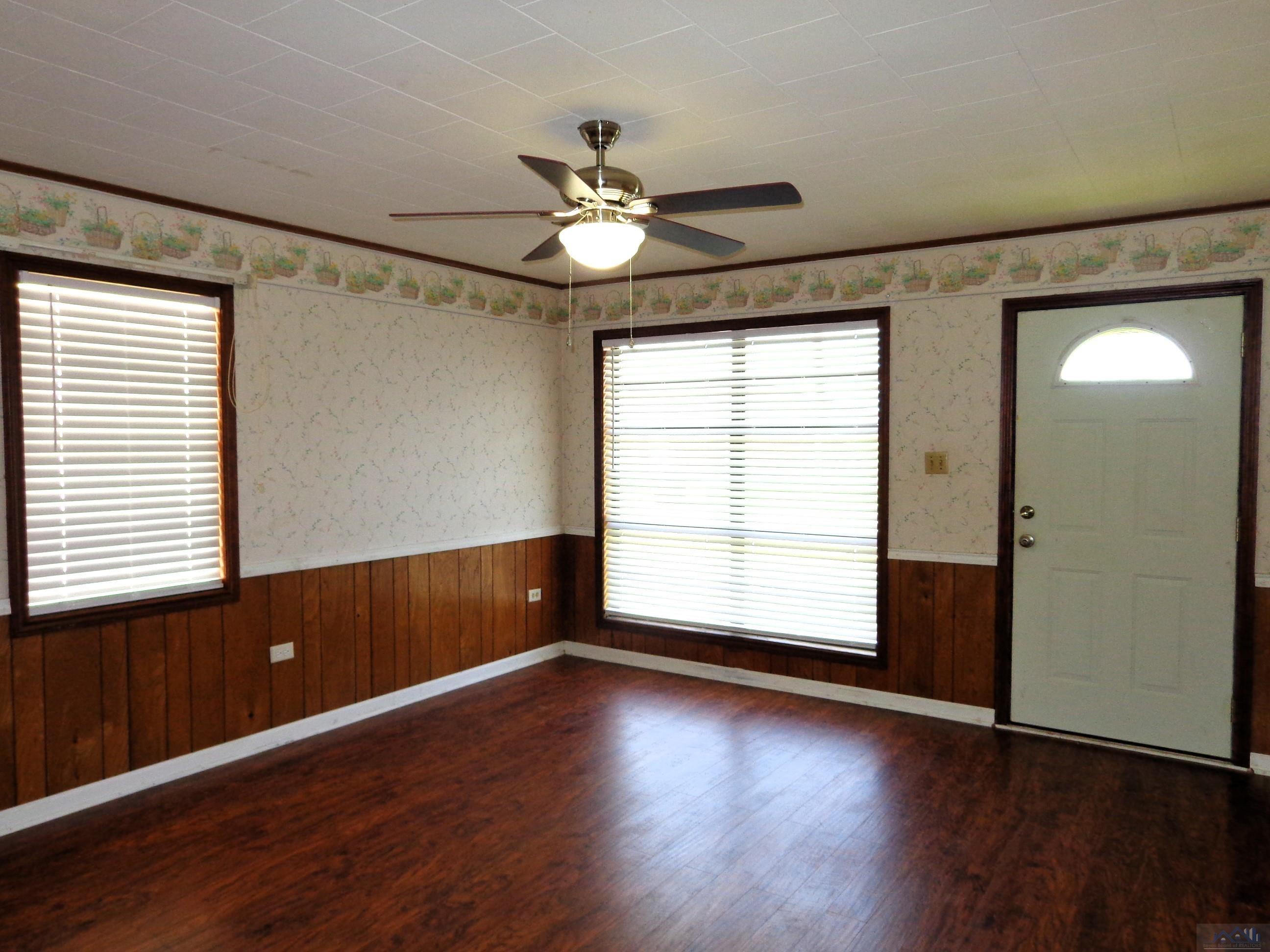 111 Bellaire Drive