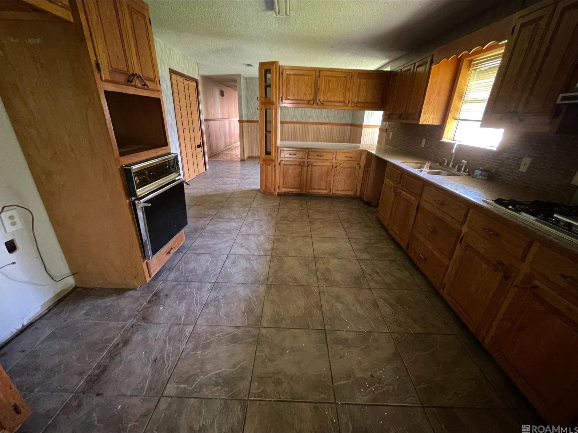62395 Bayou Rd