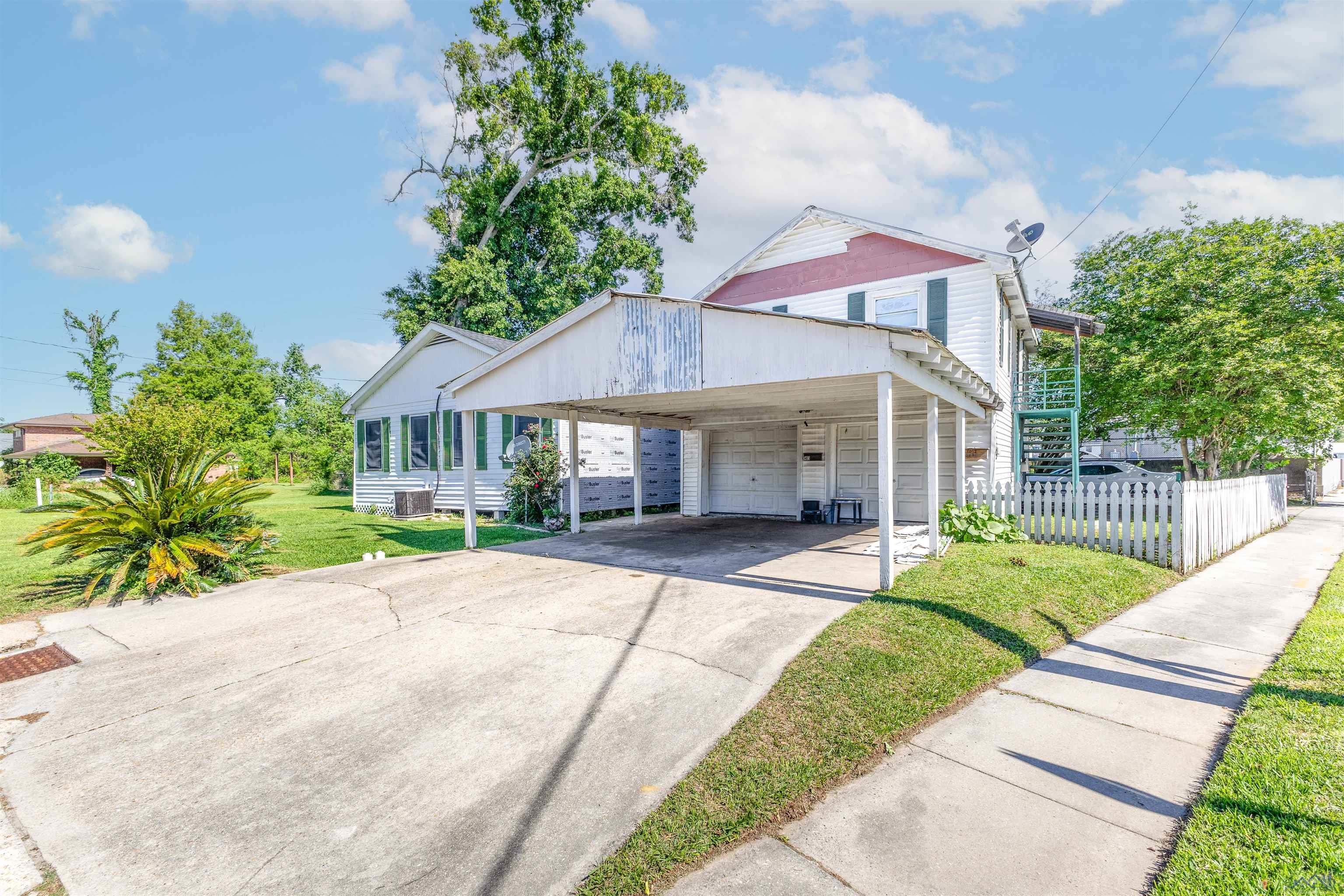 1403 Honduras Street