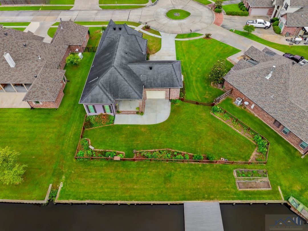 3379 Brookwood Dr