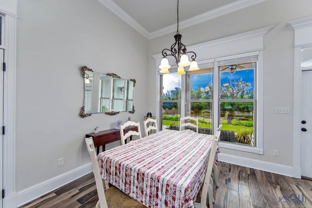 3379 Brookwood Dr