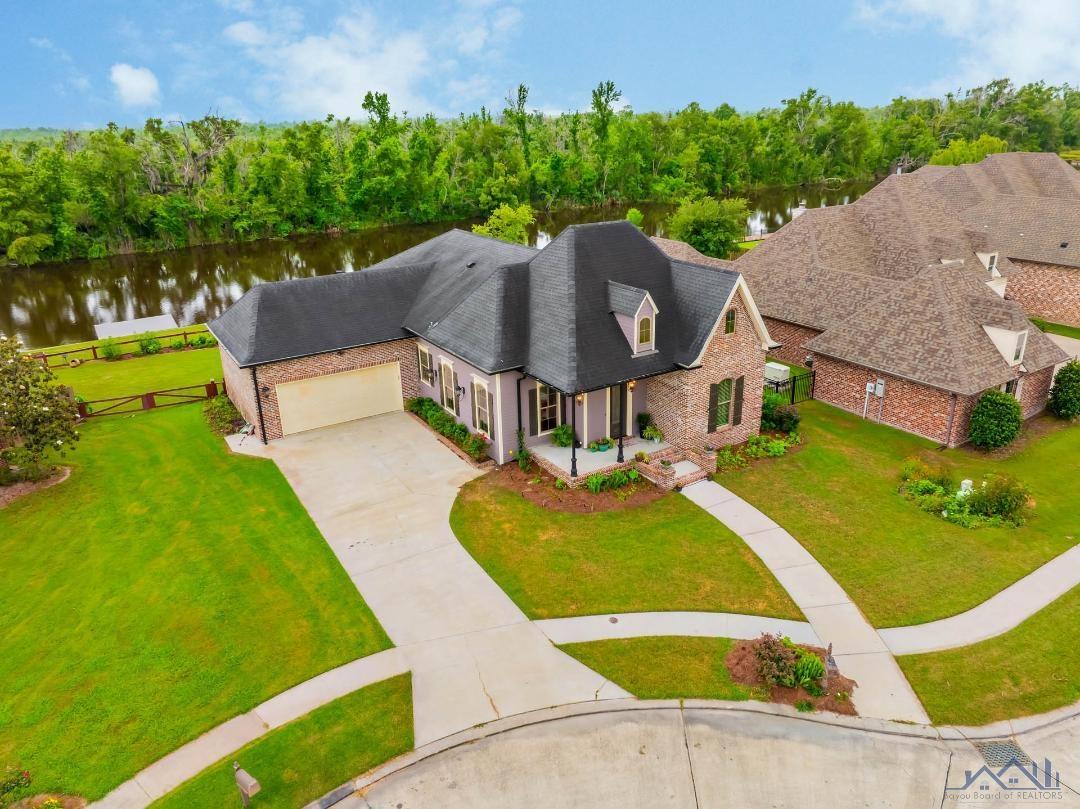 3379 Brookwood Dr