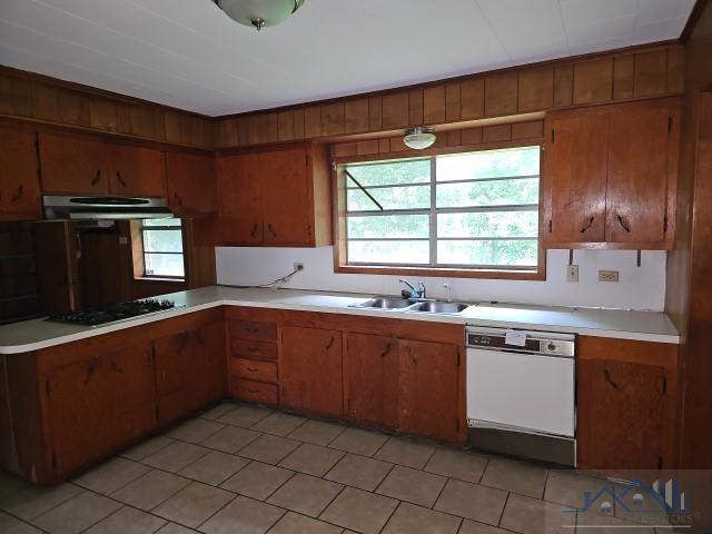 295 Fieldcrest Dr