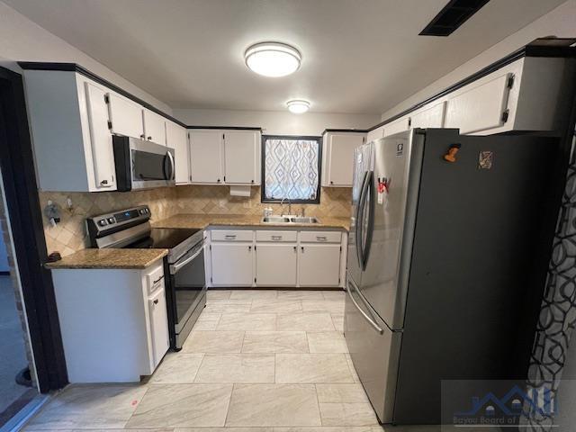 3010 Hickory Circle