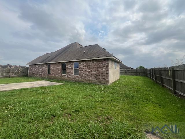 102 Carriage Way