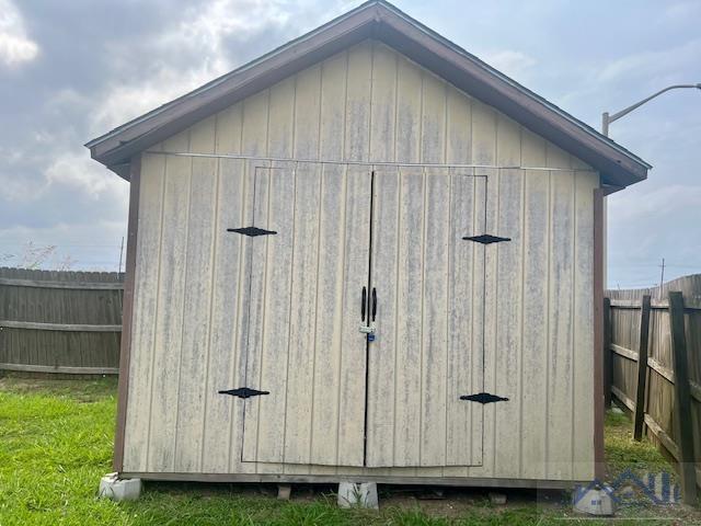 102 Carriage Way