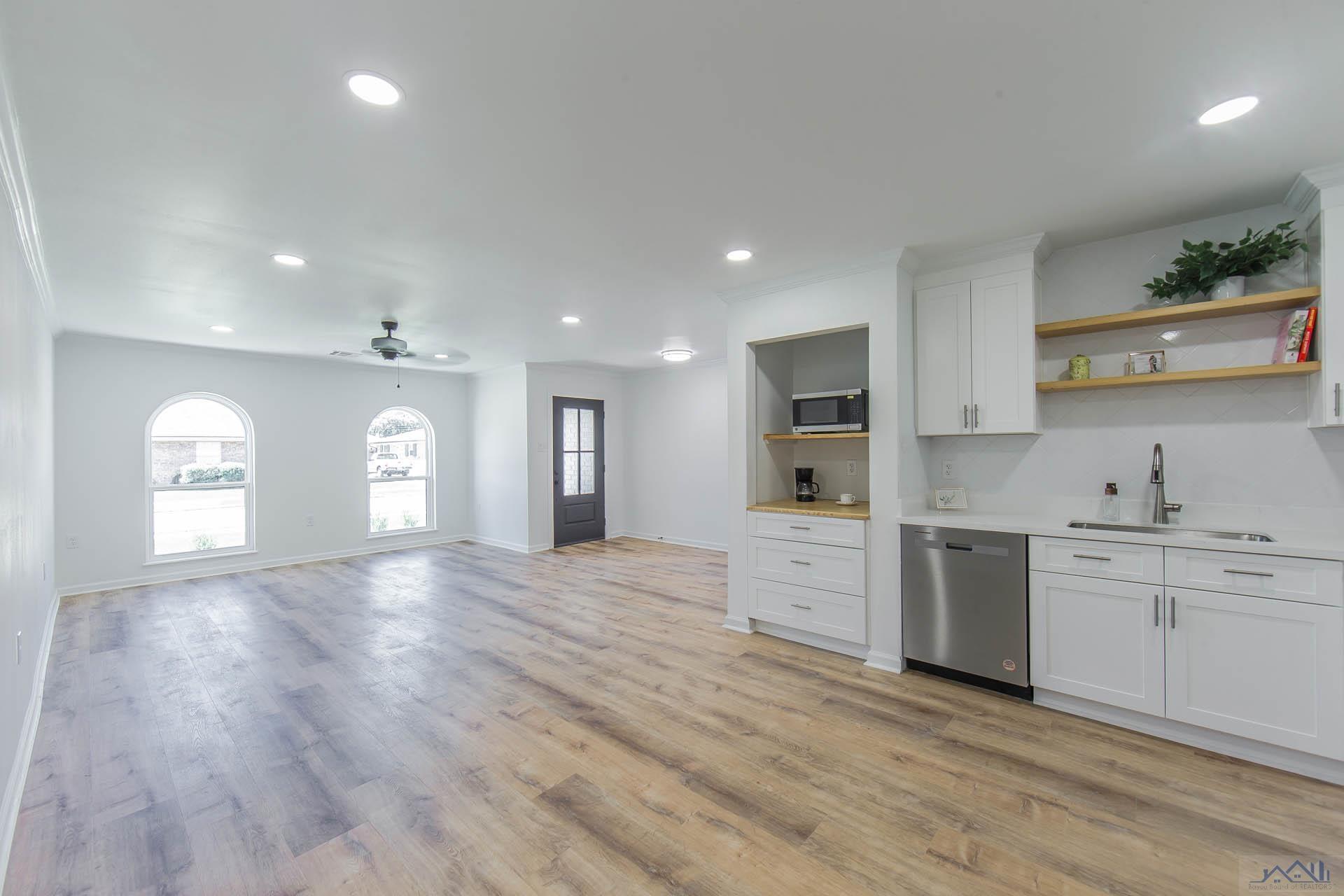 308 Richard Dr