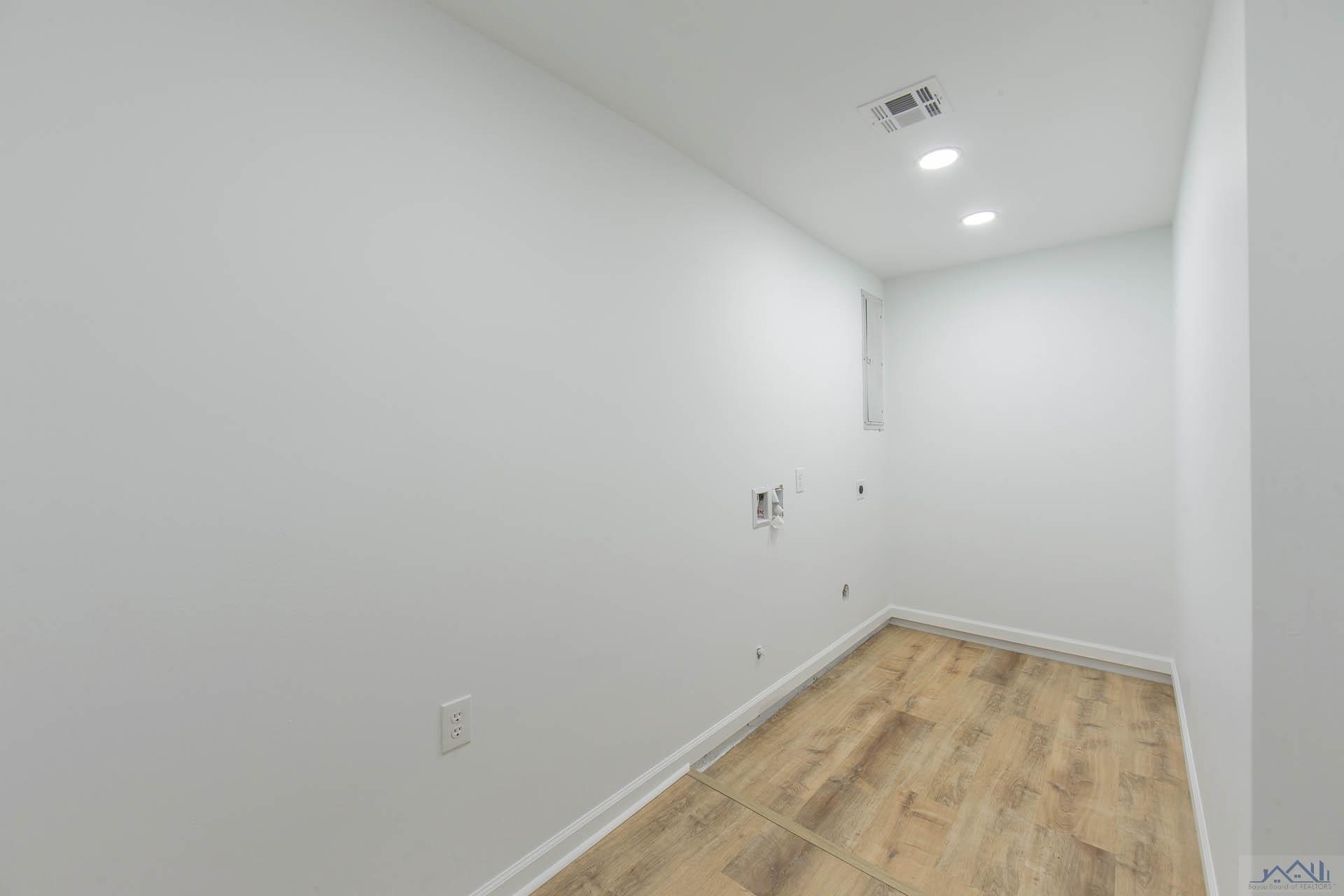 308 Richard Dr