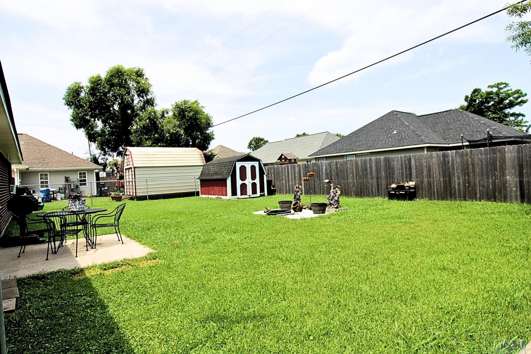 217 Jennifer St