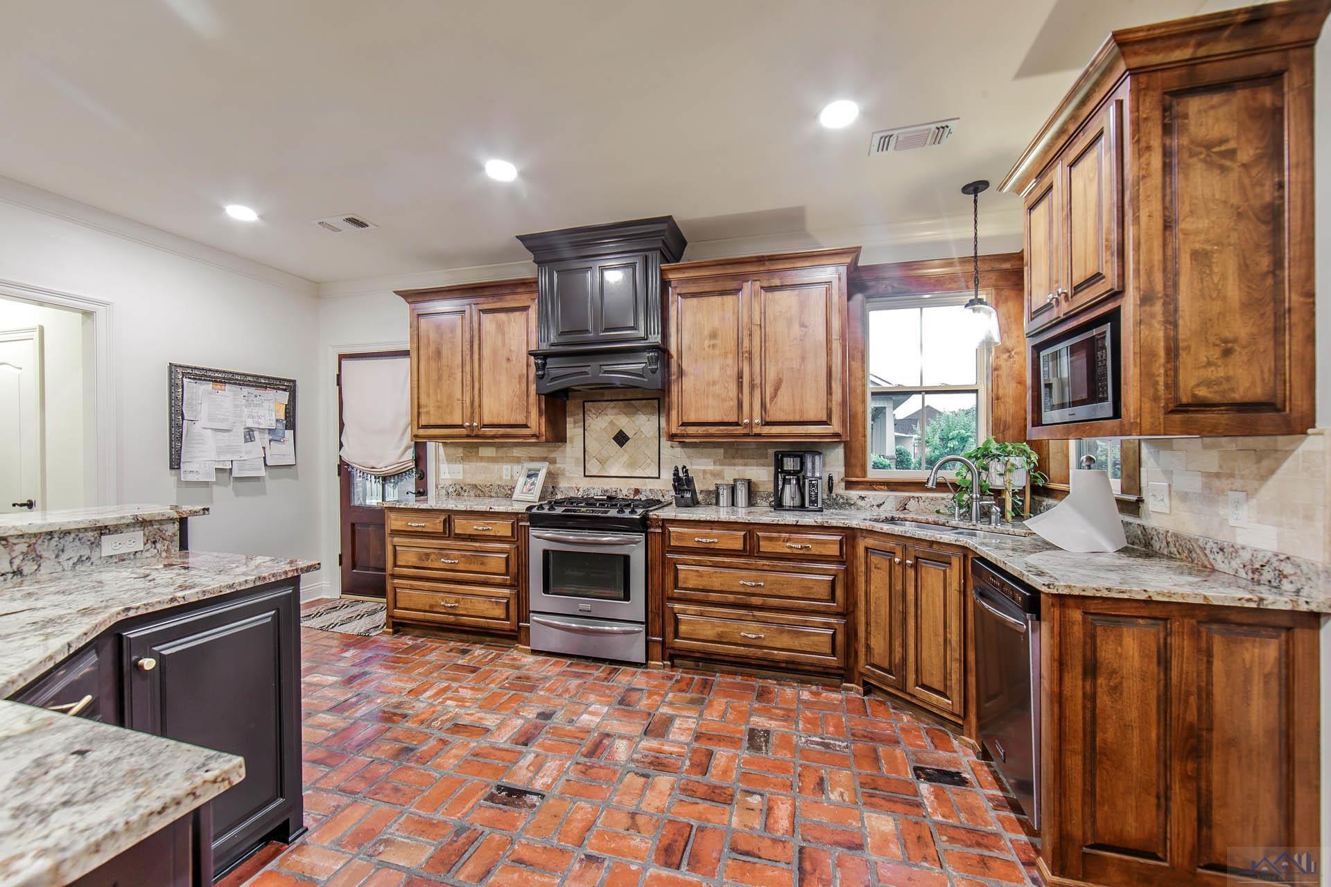 267 Meadow View Court