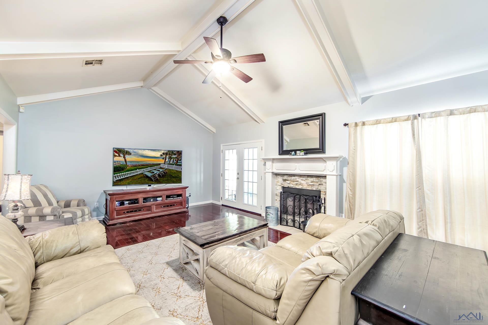 126 Wimberly Way