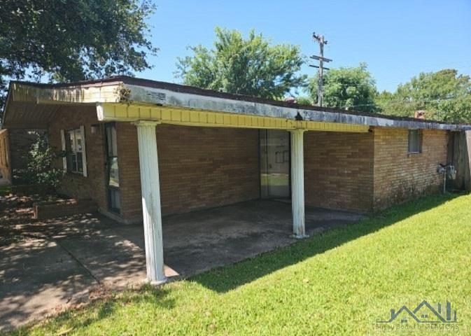1001 Chestnut Dr