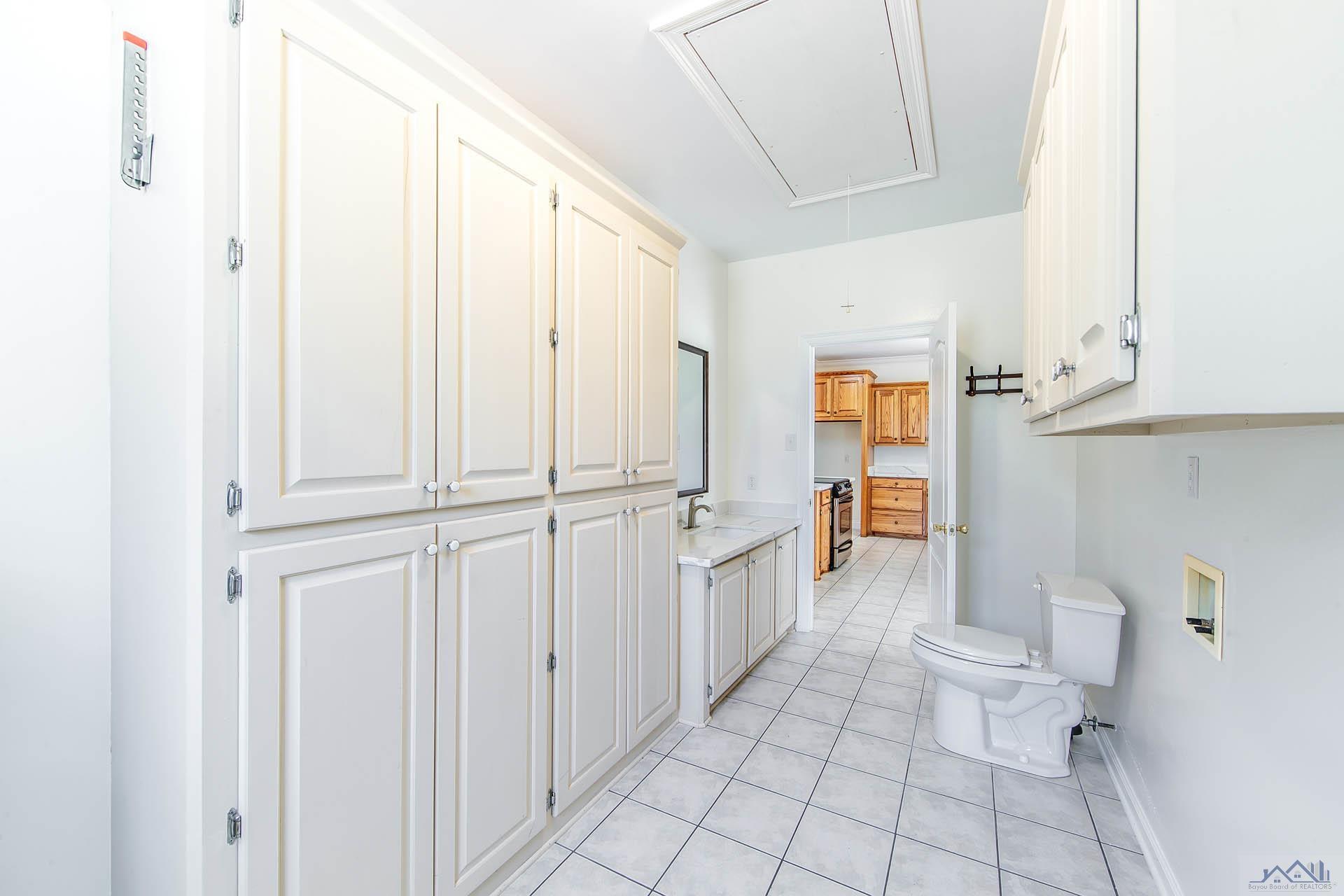 228 Destrahan Drive