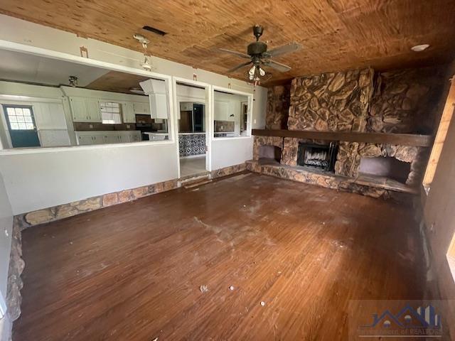 103 Village Dr