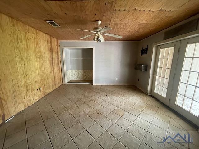 103 Village Dr