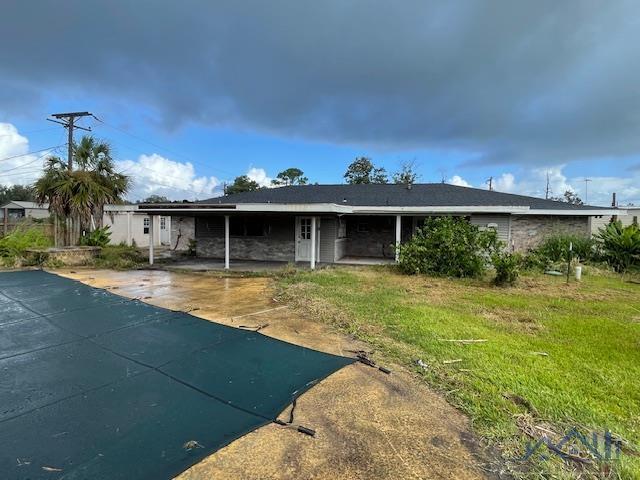 103 Village Dr