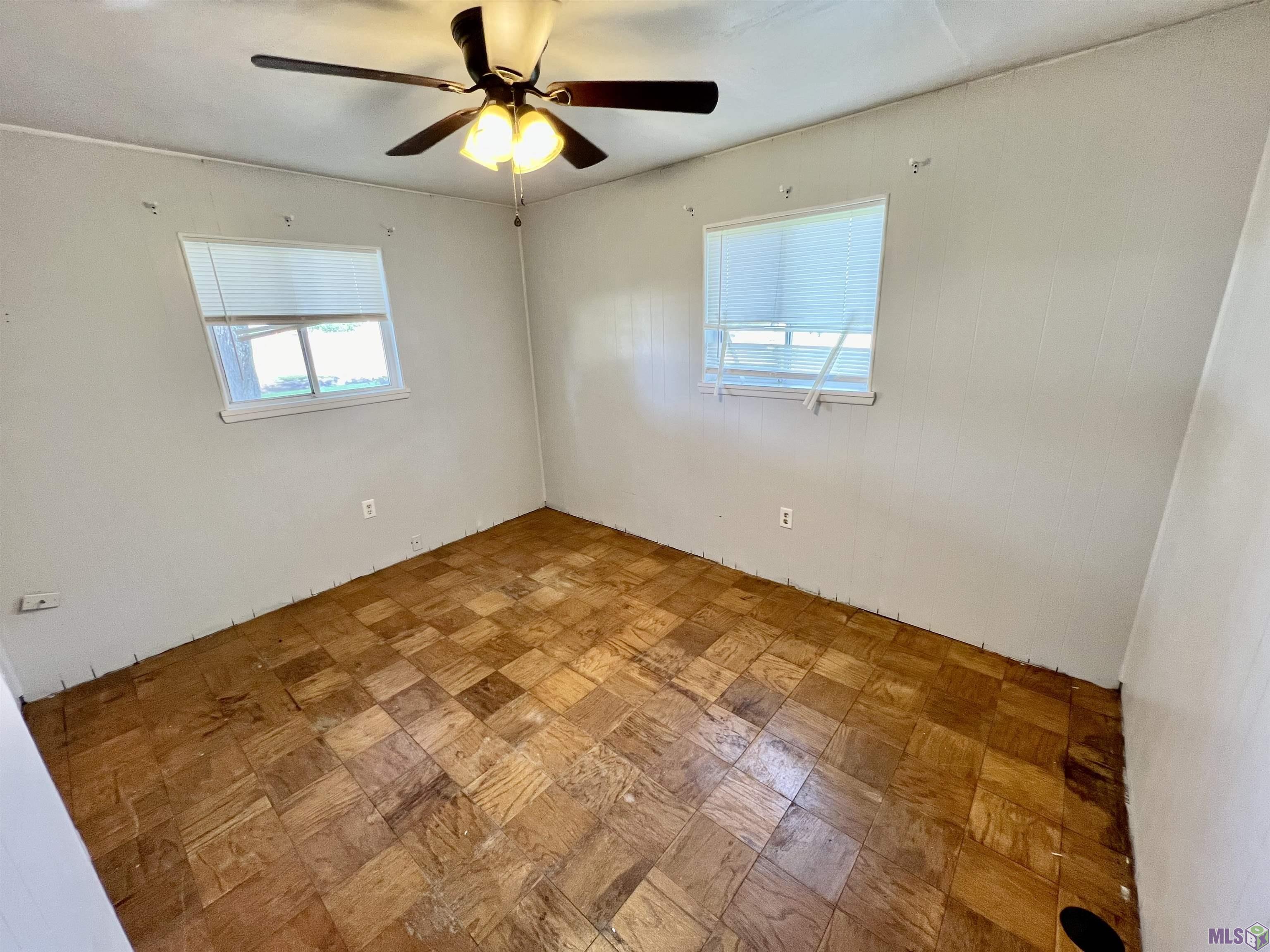 230 Tudor St