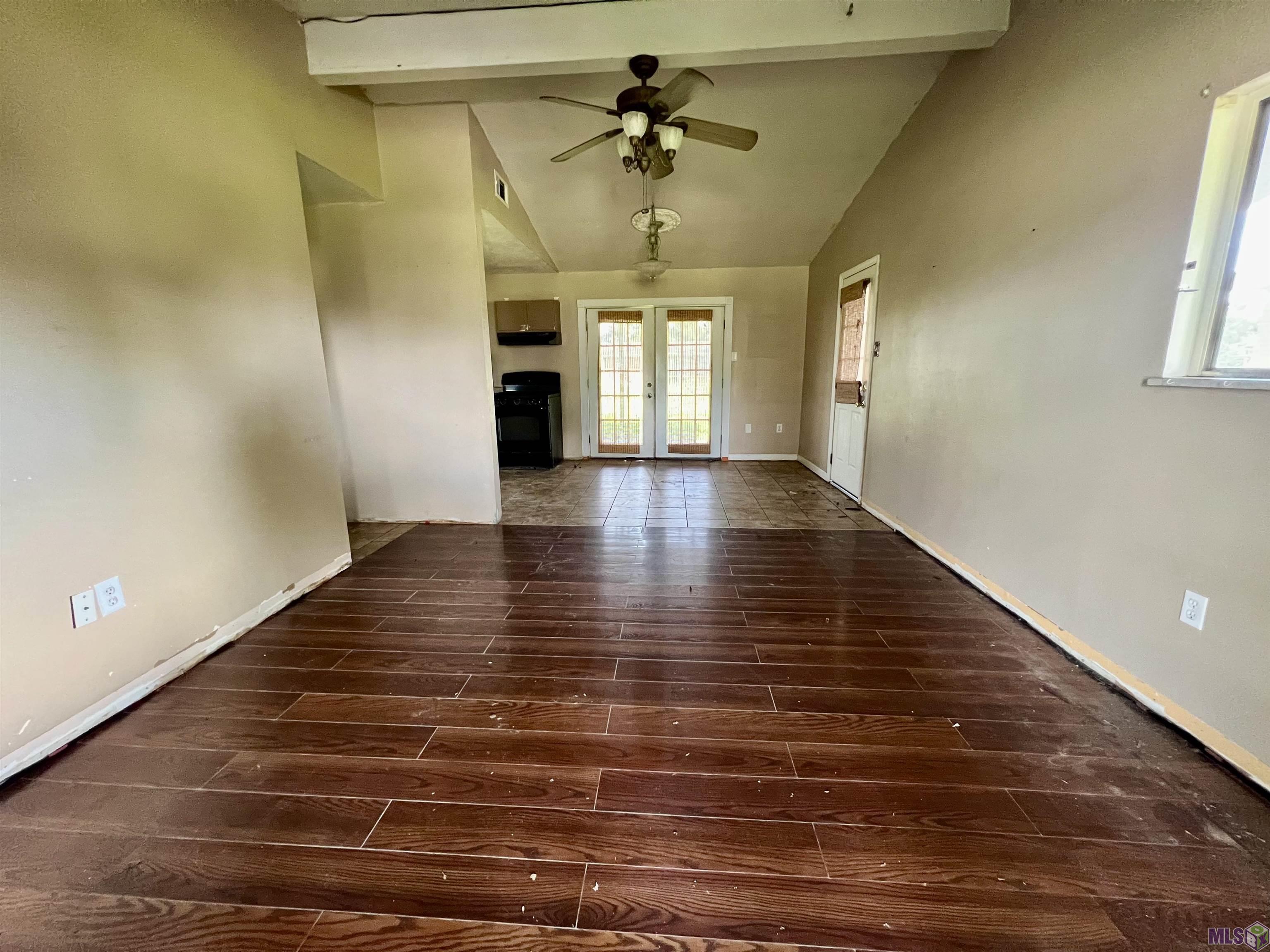 230 Tudor St